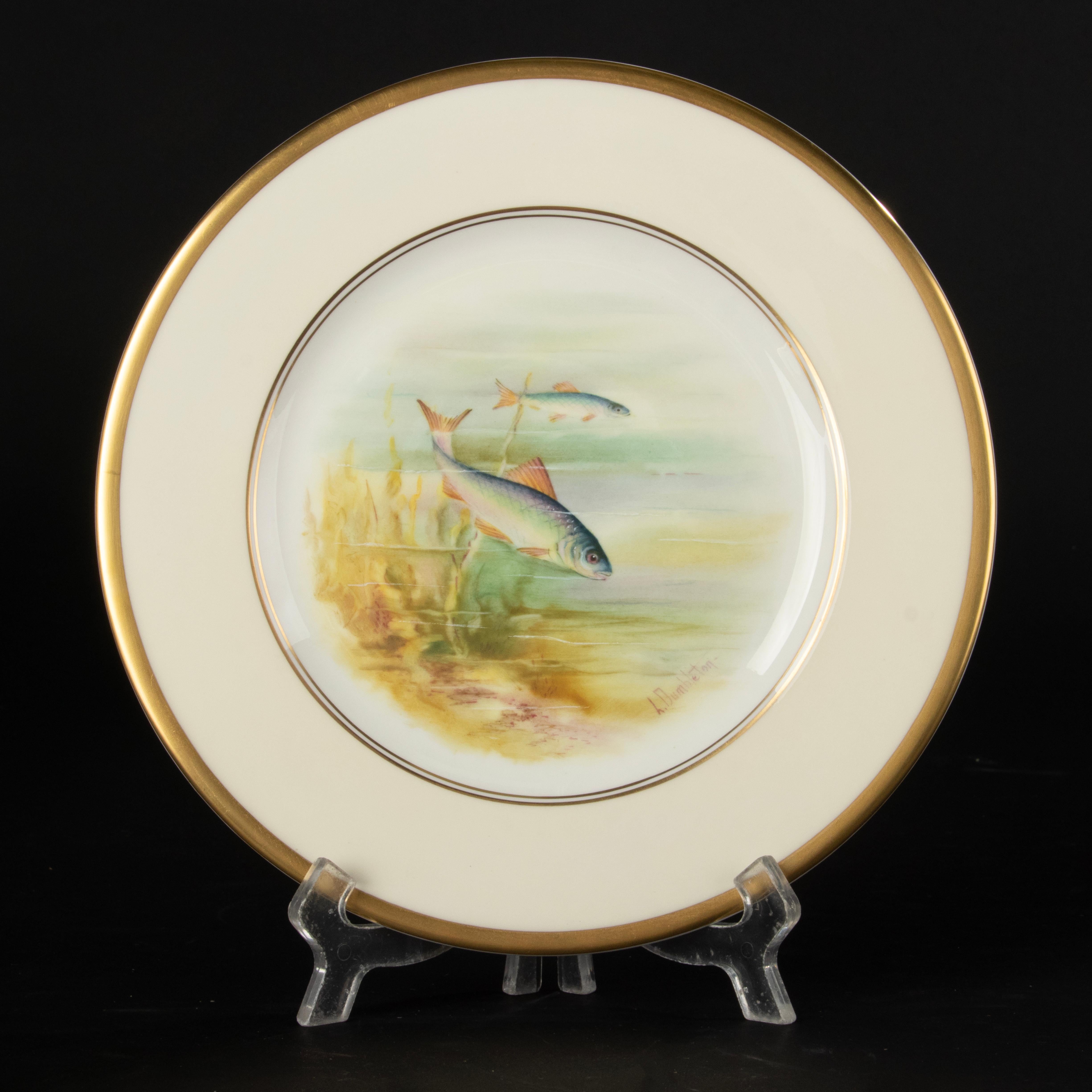 Set of 6 Porcelain Fish Plates - Minton - Hand Painted  For Sale 10