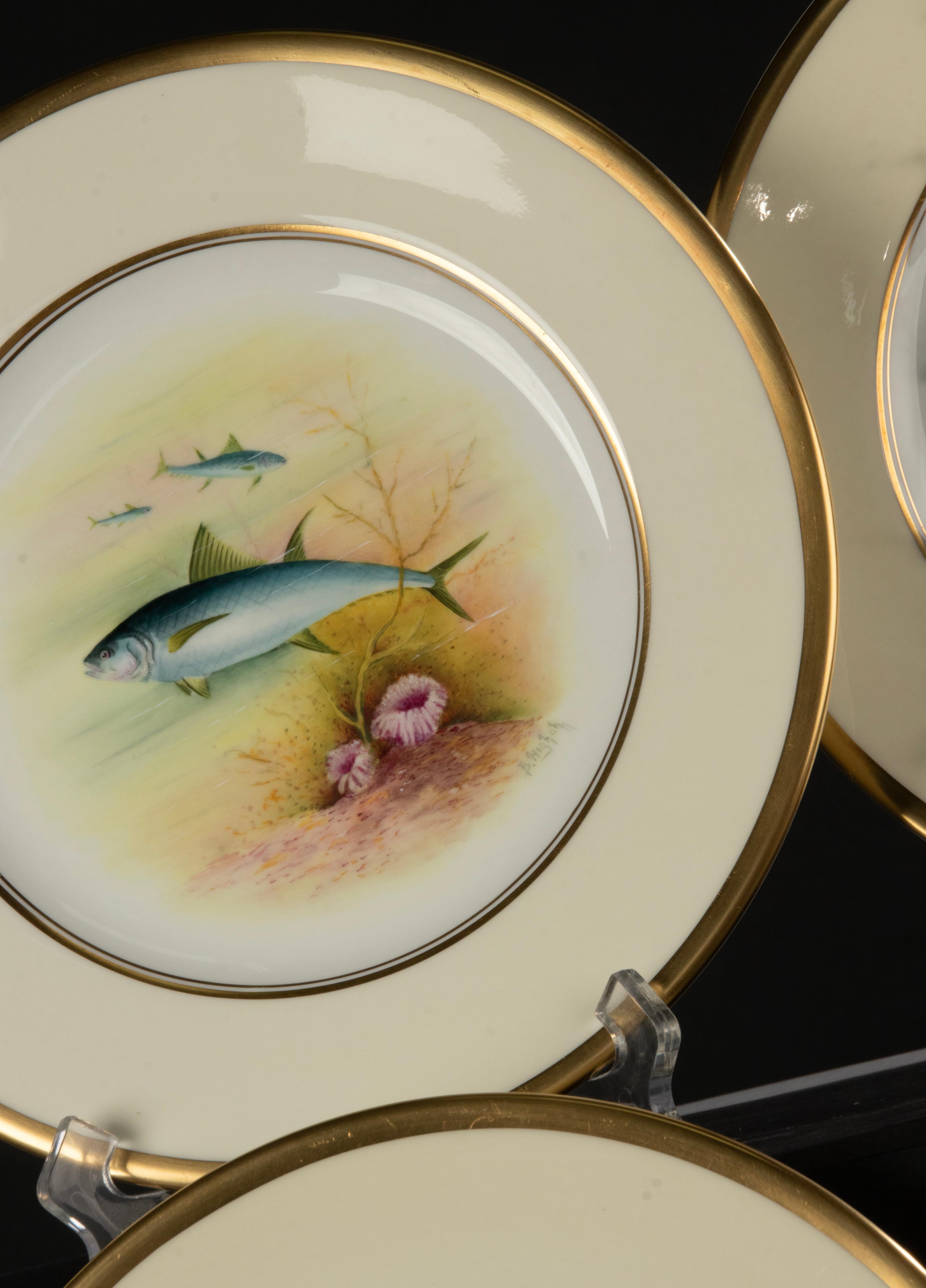 Victorian Set of 6 Porcelain Fish Plates - Minton - Hand Painted  For Sale