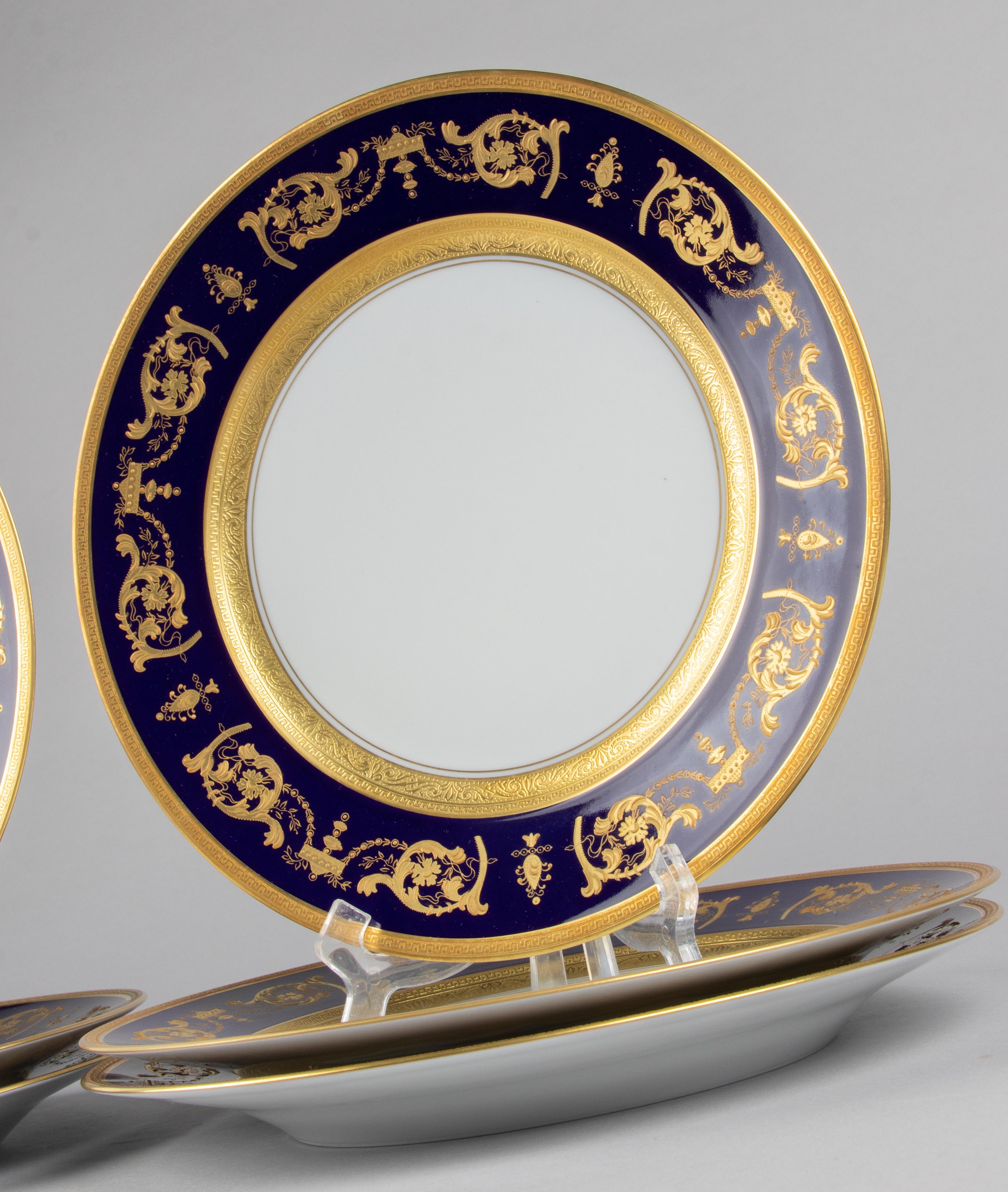 Hand-Crafted Set of 6 Porcelain Haviland Dinner Plates Pattern Impérator Bleu de Four