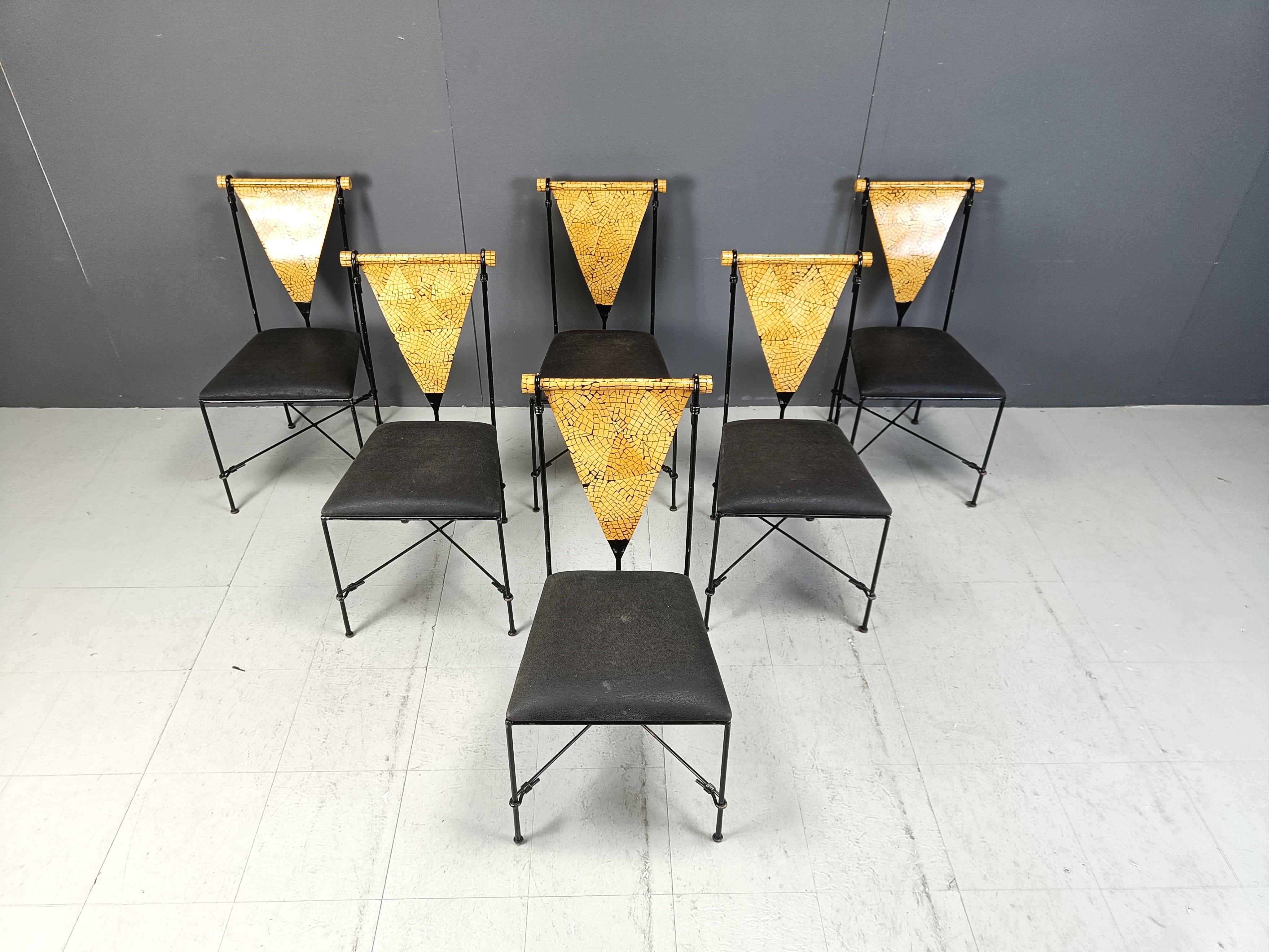 Postmoderno Set di 6 sedie da pranzo postmoderne, anni '70 in vendita