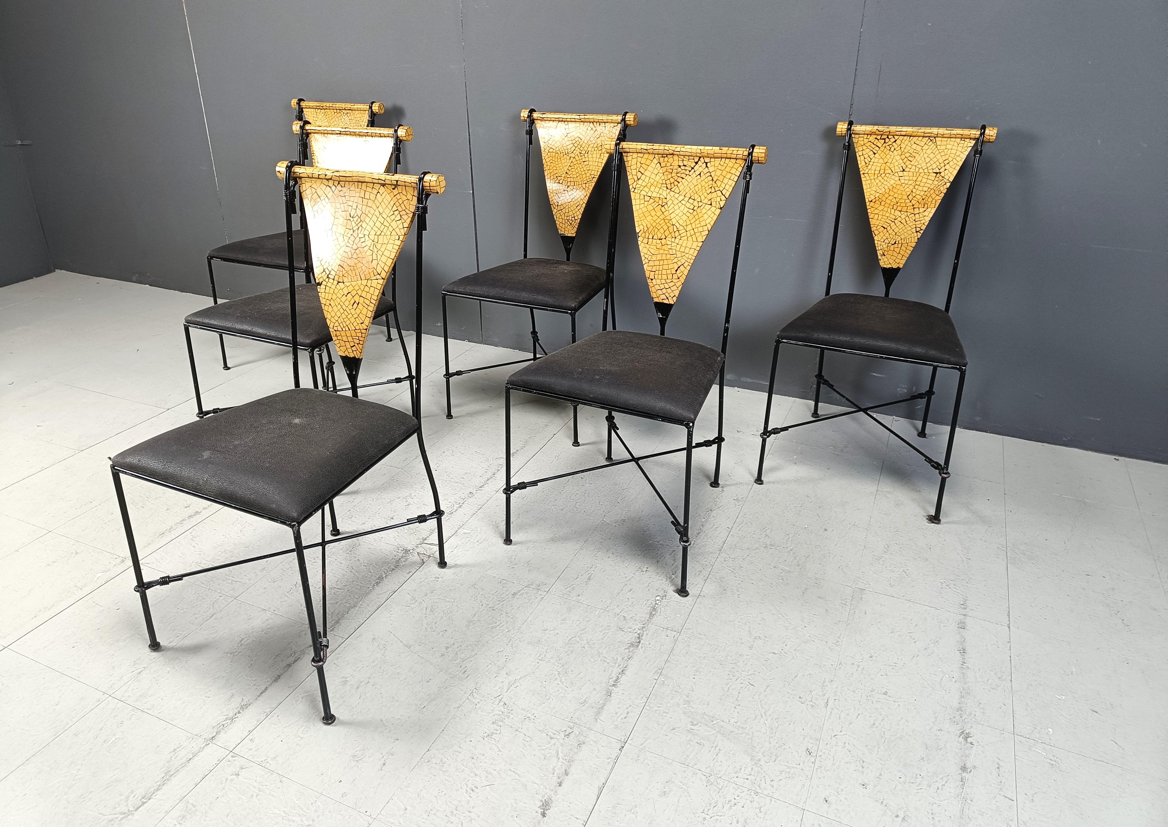 Set di 6 sedie da pranzo postmoderne, anni '70 in vendita 2