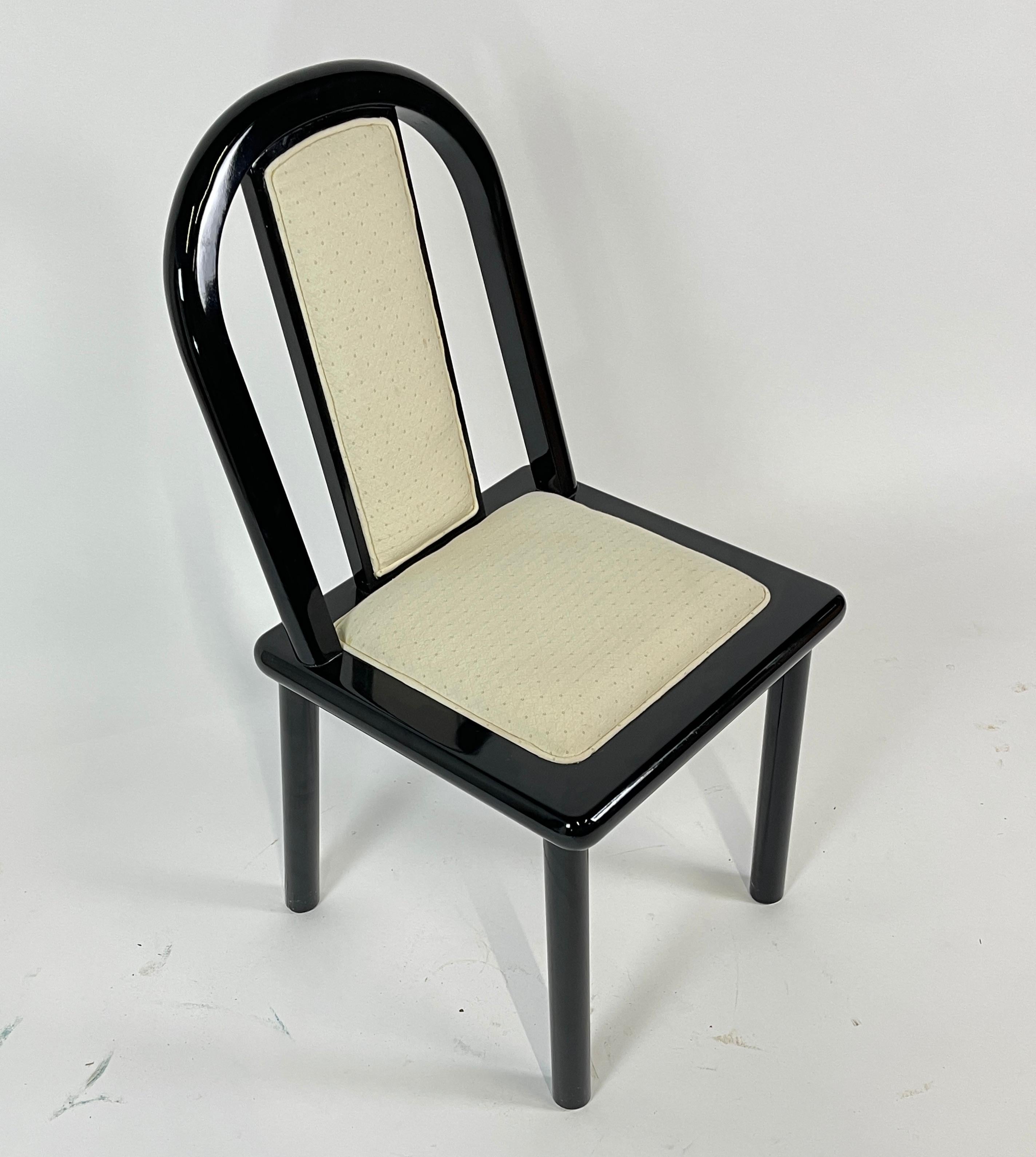 Set of 4 Postmodern Italian Black Lacquered Dining Chairs from Maurice Villency In Good Condition In Hudson, NY