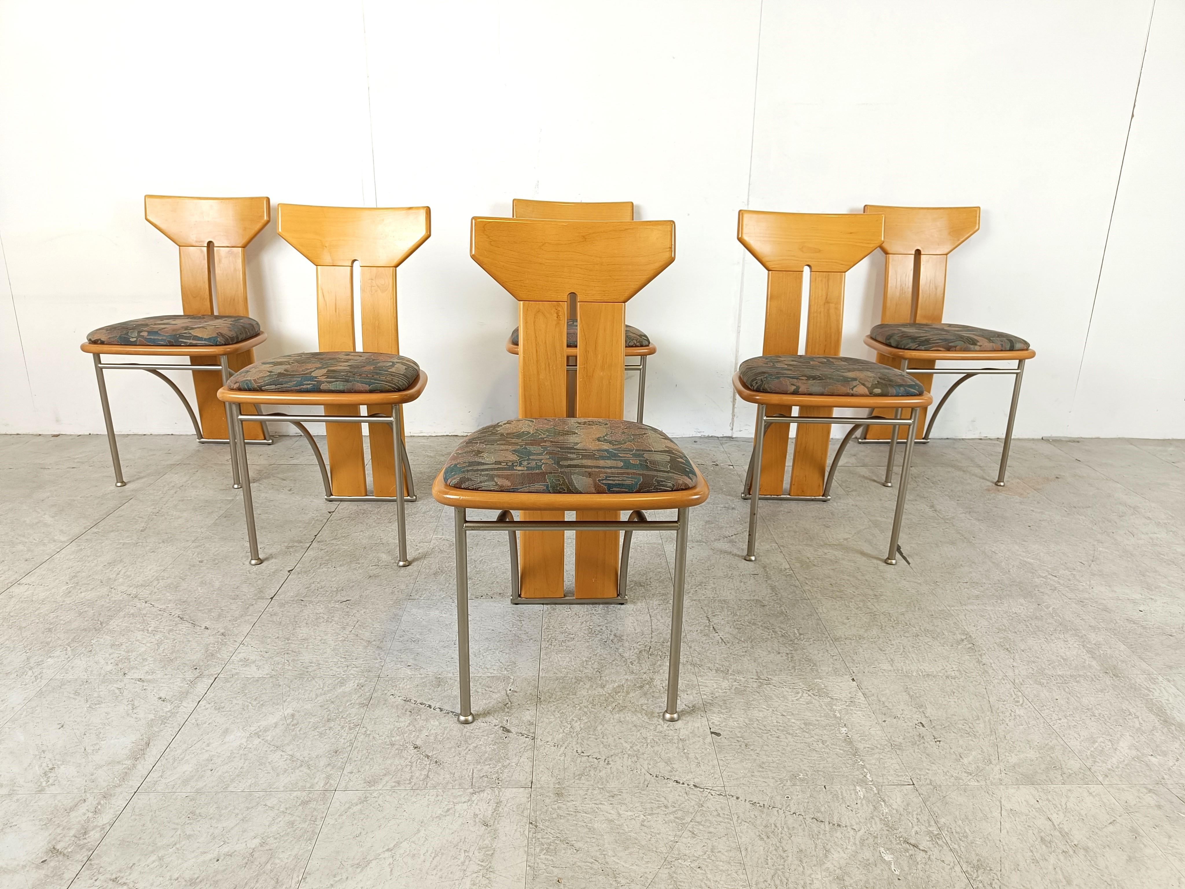 Italian Set of 6 postmodern italian dining chairs, 1980s For Sale
