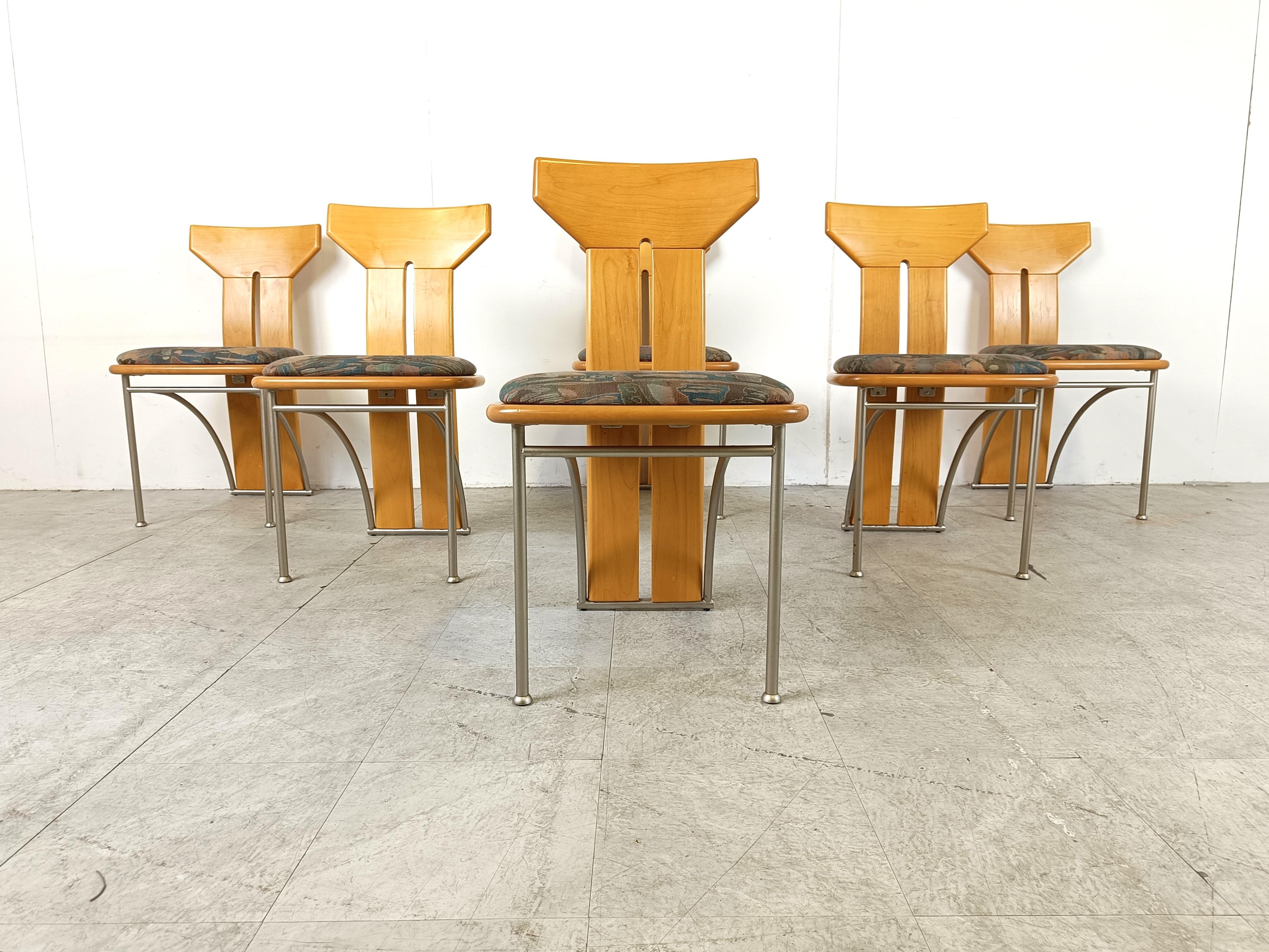 Set of 6 postmodern italian dining chairs, 1980s In Good Condition For Sale In HEVERLEE, BE