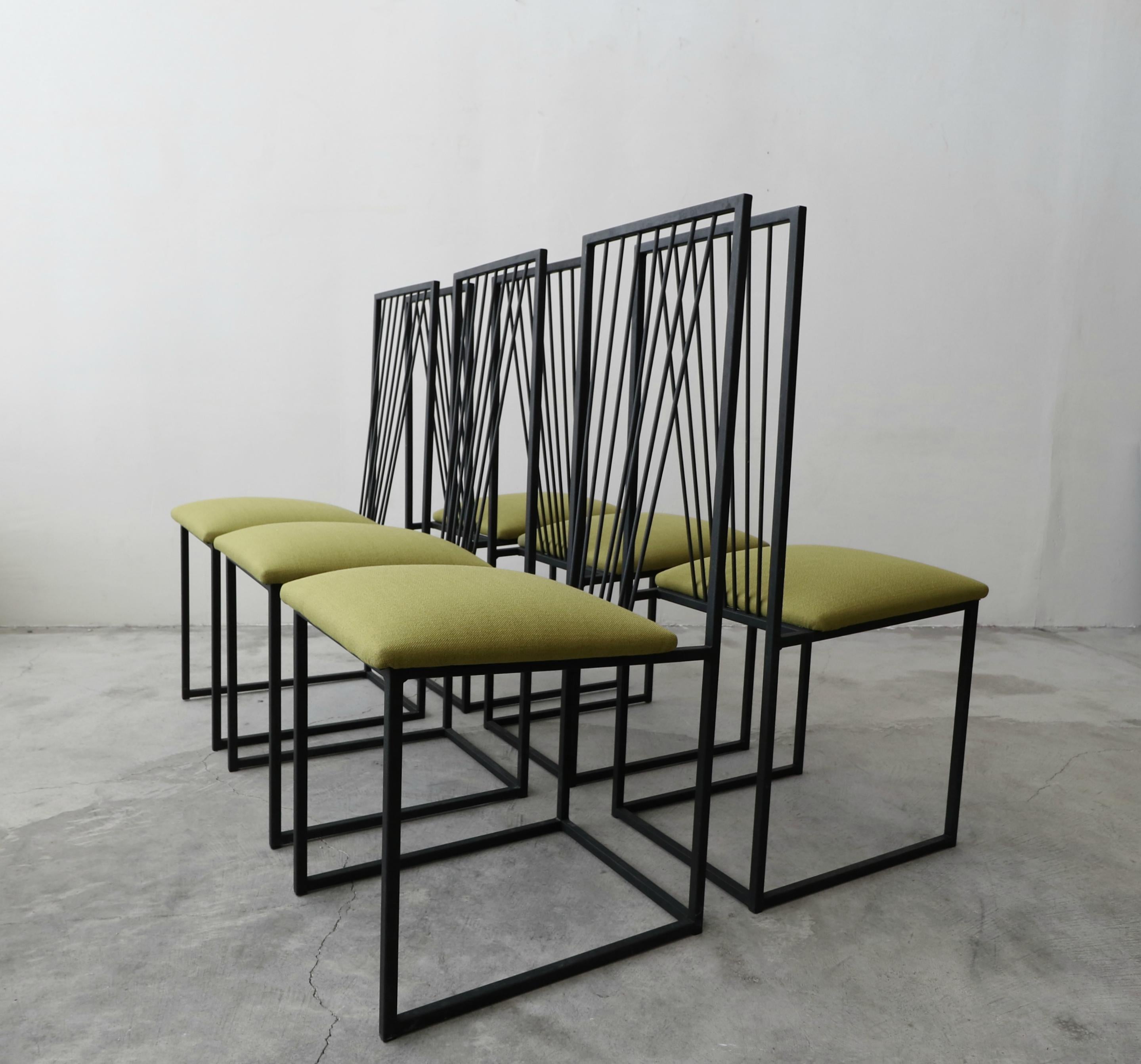 20th Century Set of 6 Postmodern Memphis Milano Minimalist Style Dining Chairs