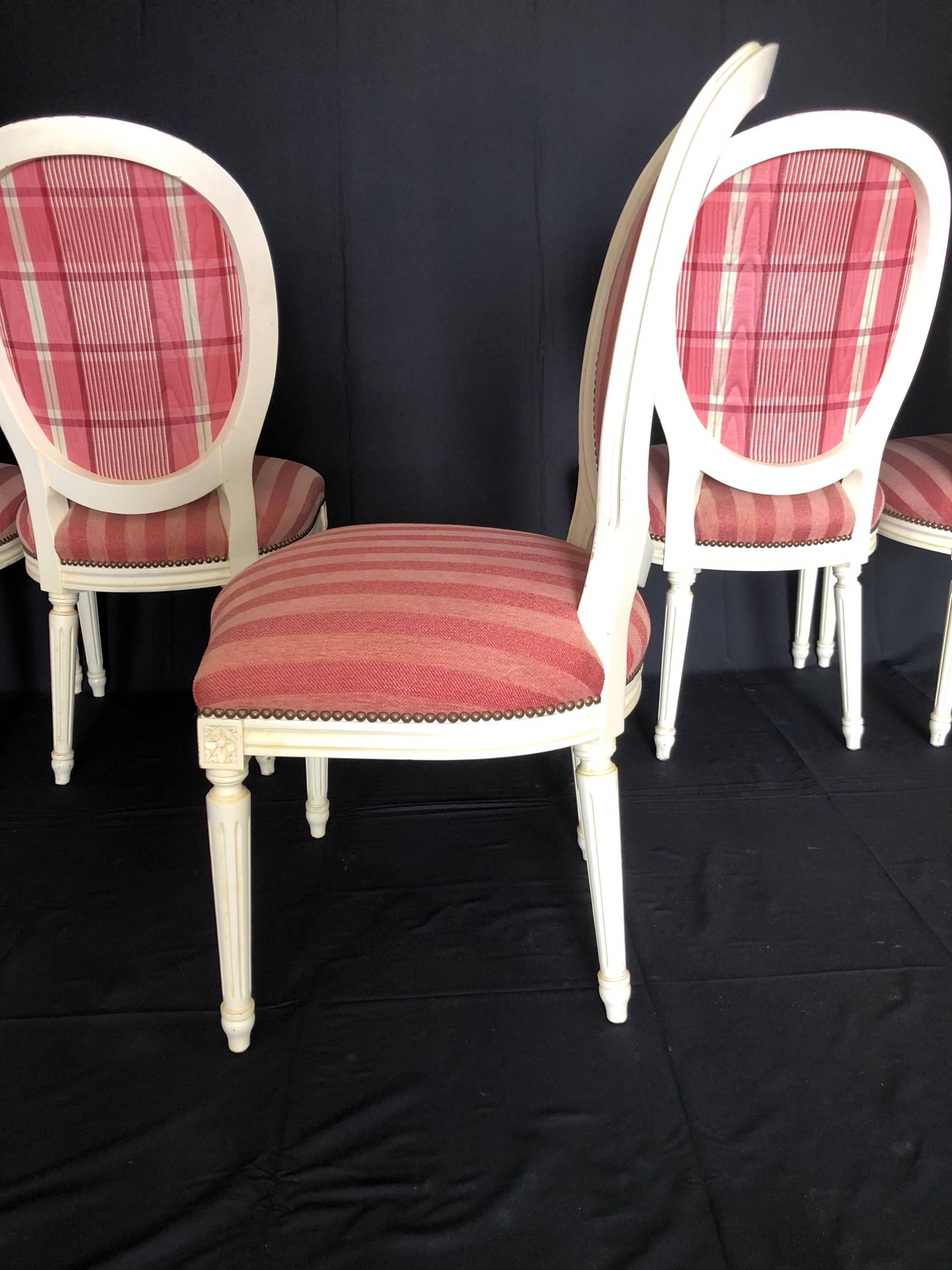 Set of 6 Pretty Ivory Painted Louis XVI Style Cameo Back Dining Chairs 7