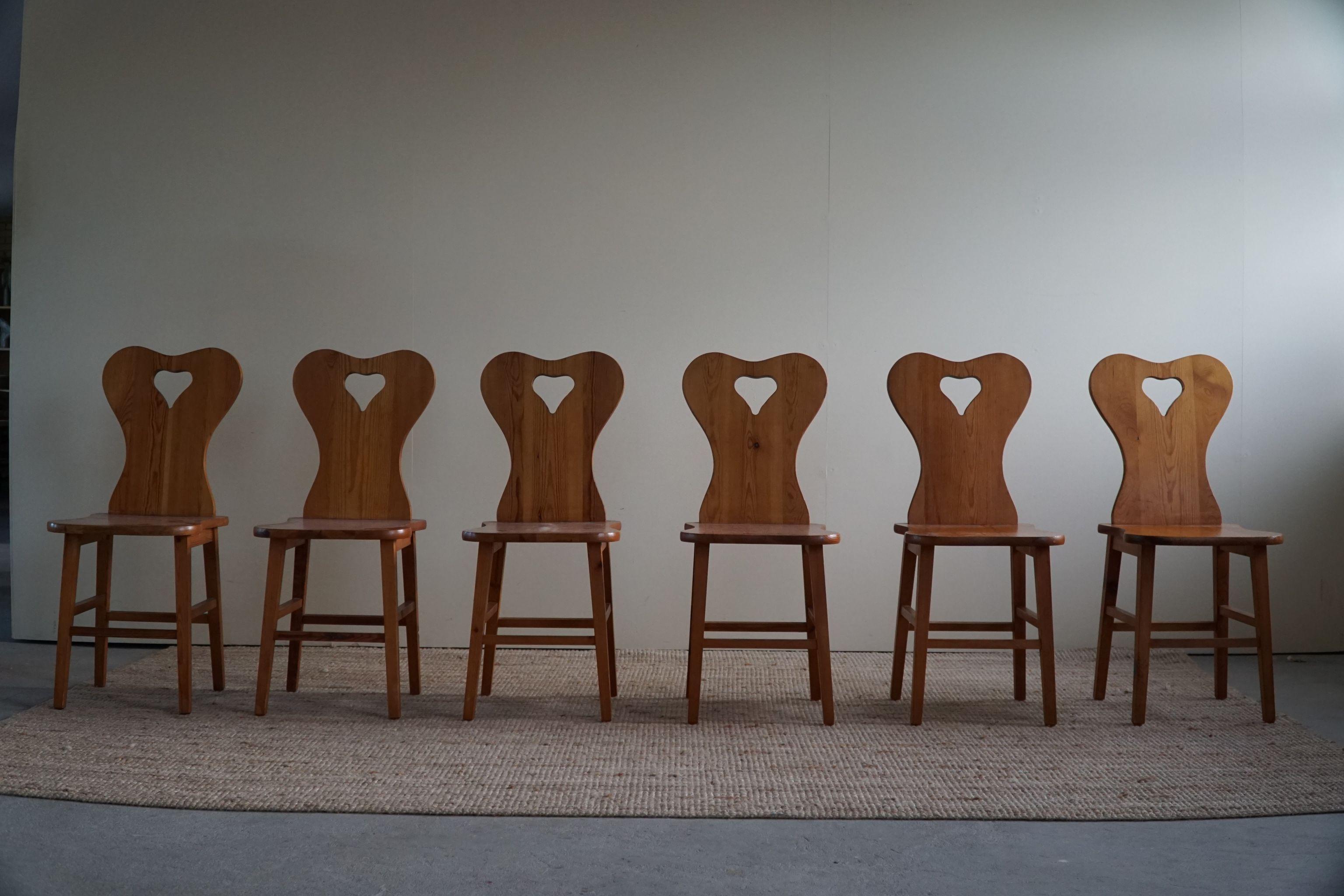Set of 6 Danish Heart Chairs in Solid Pine, Made in 1950s 11