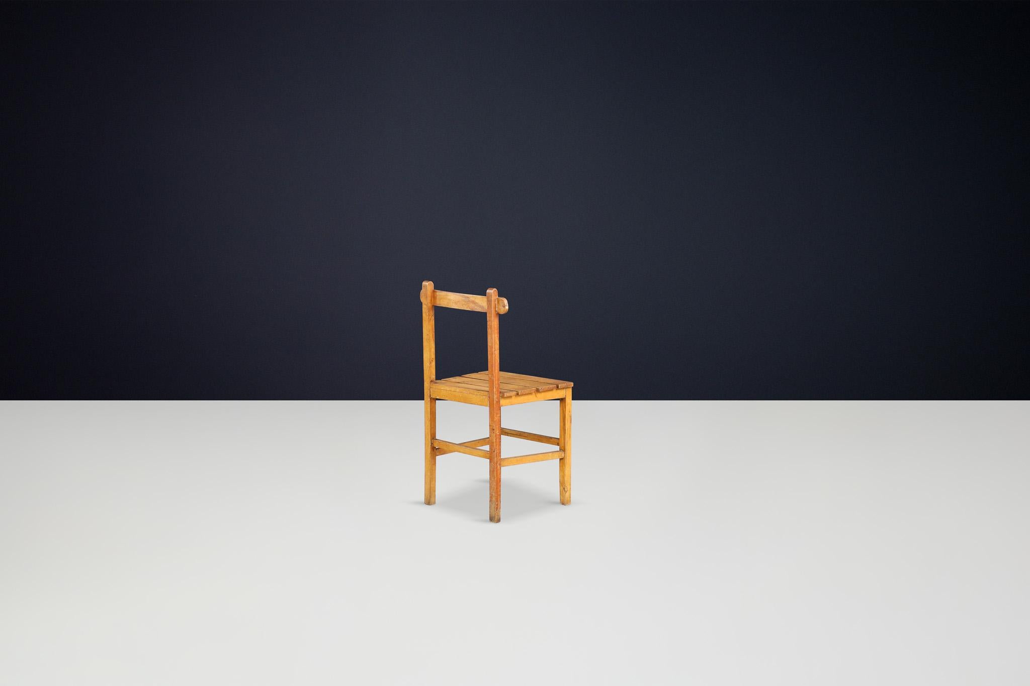 Set of 6 Primitive Rustic Beech Dining Chairs, France, 1950s For Sale 3
