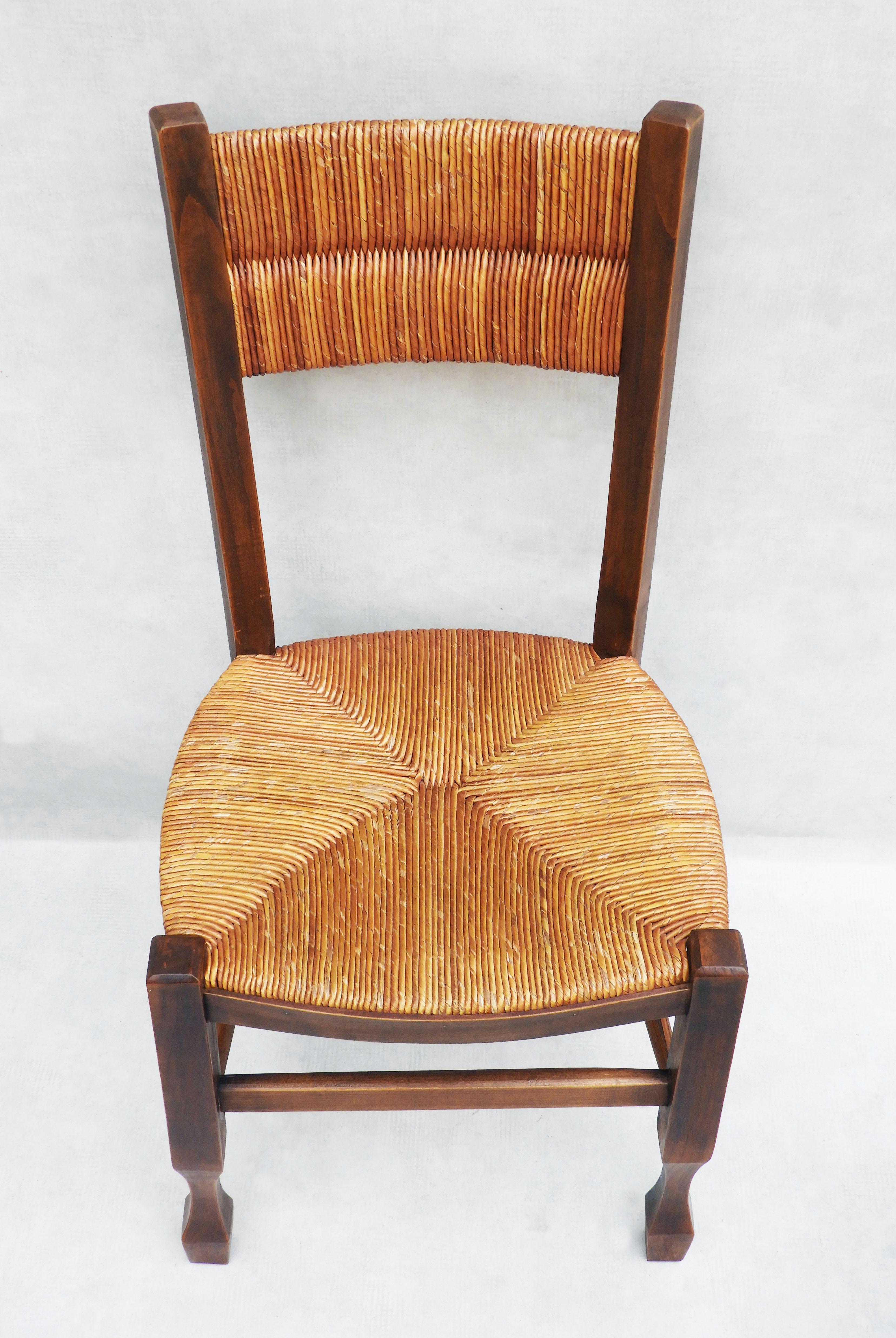 Conjunto de 6 sillas provinciales francesas de junco tejido C1950s en venta 1