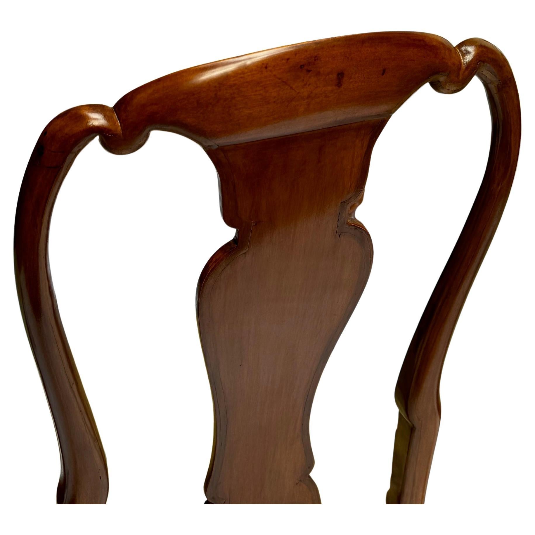 Ensemble de 6 chaises Queen Anne Bon état - En vente à Rio De Janeiro, BR
