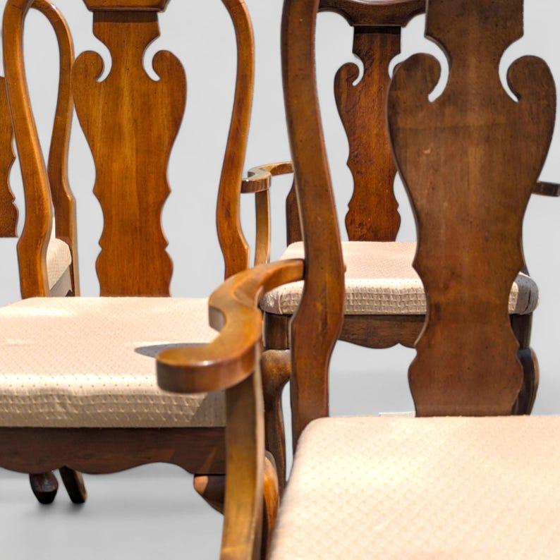 Set of 6 Queen Anne Style Dining Room Chairs, Two Armchair, 4 Side Chairs For Sale 4