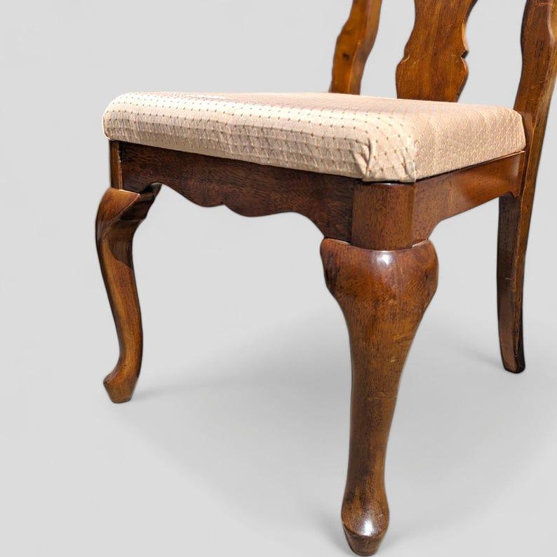 Set of 6 Queen Anne Style Dining Room Chairs, Two Armchair, 4 Side Chairs For Sale 2