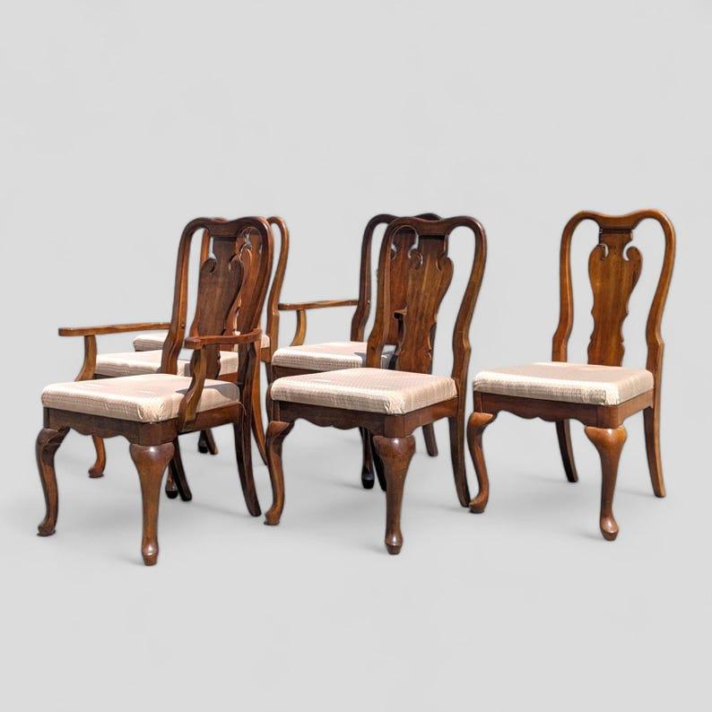 Set of 6 Queen Anne Style Dining Room Chairs, Two Armchair, 4 Side Chairs For Sale 3