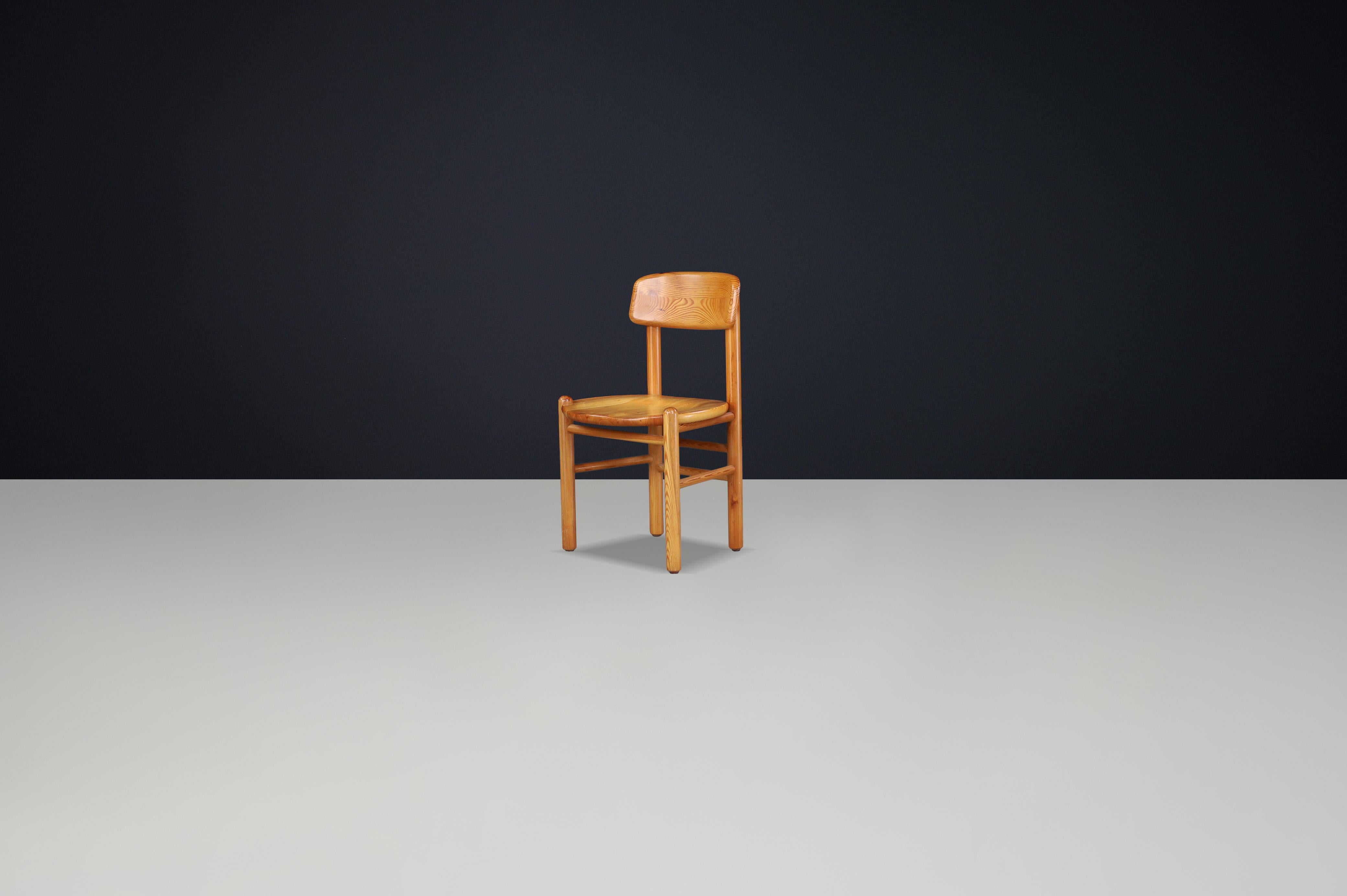 20th Century Set of 6 Rainer Daumiller Dining Chairs in Pine for Hirtshals Sawmill, Denmark For Sale
