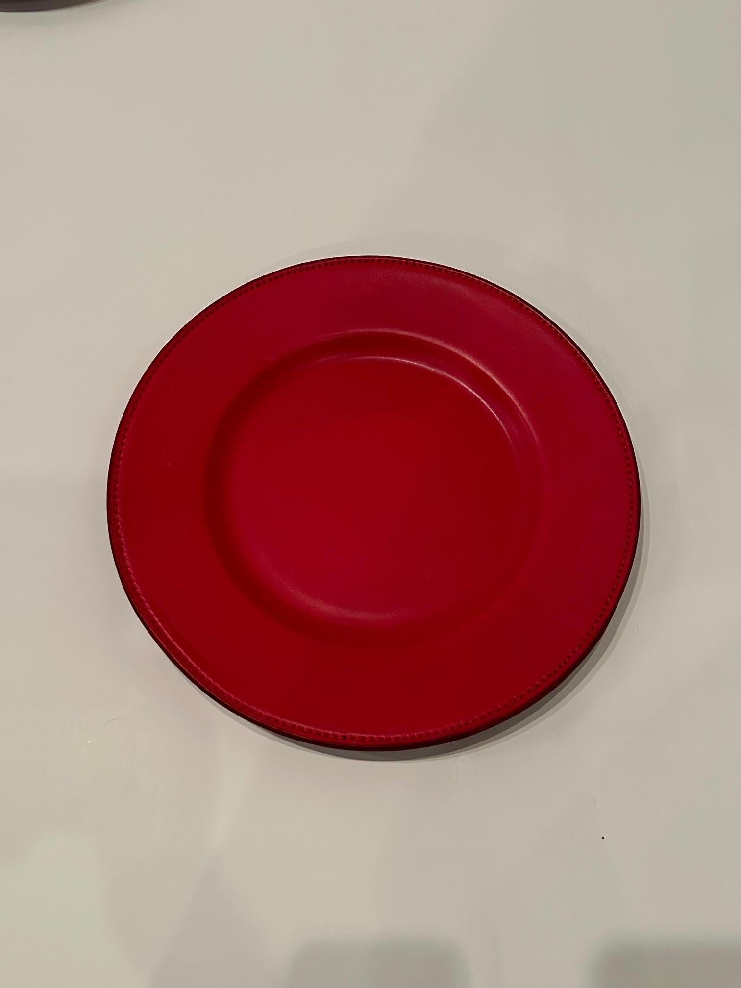 Set of 6 Ralph Lauren Leather Wrapped Charger Plates In Good Condition In Hopewell, NJ