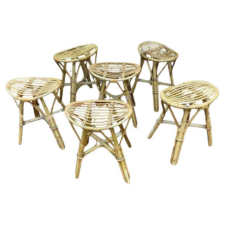 Ensemble de 6 tabourets en rotin, vers 1950/1960