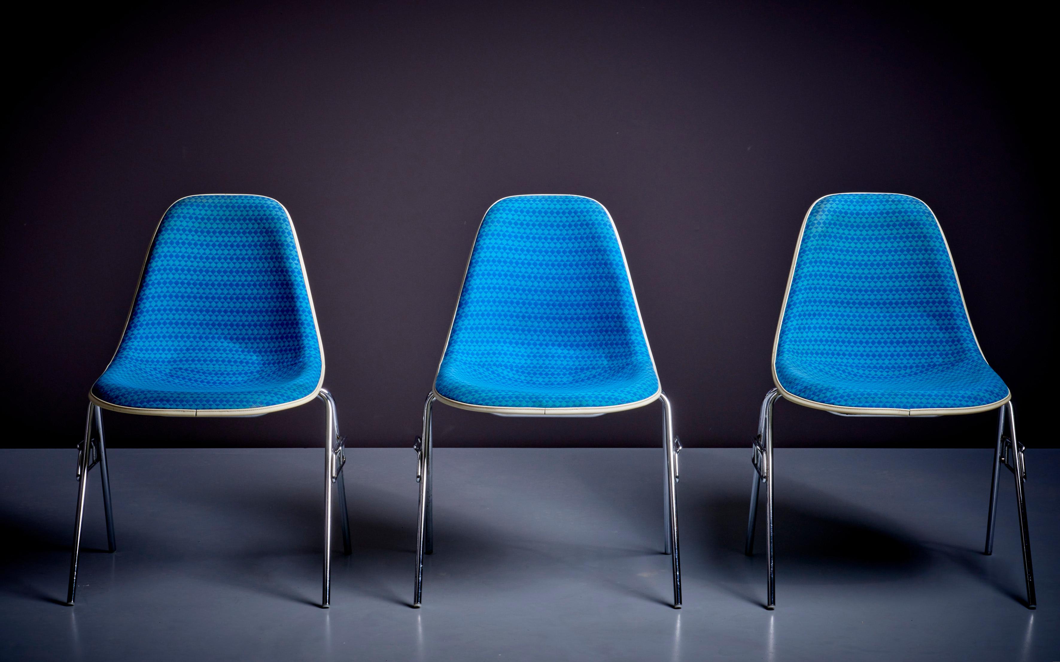 Ensemble de 6 chaises d'appoint Ray & Charles Eames en Alexander Girard pour Herman Miller en vente 3