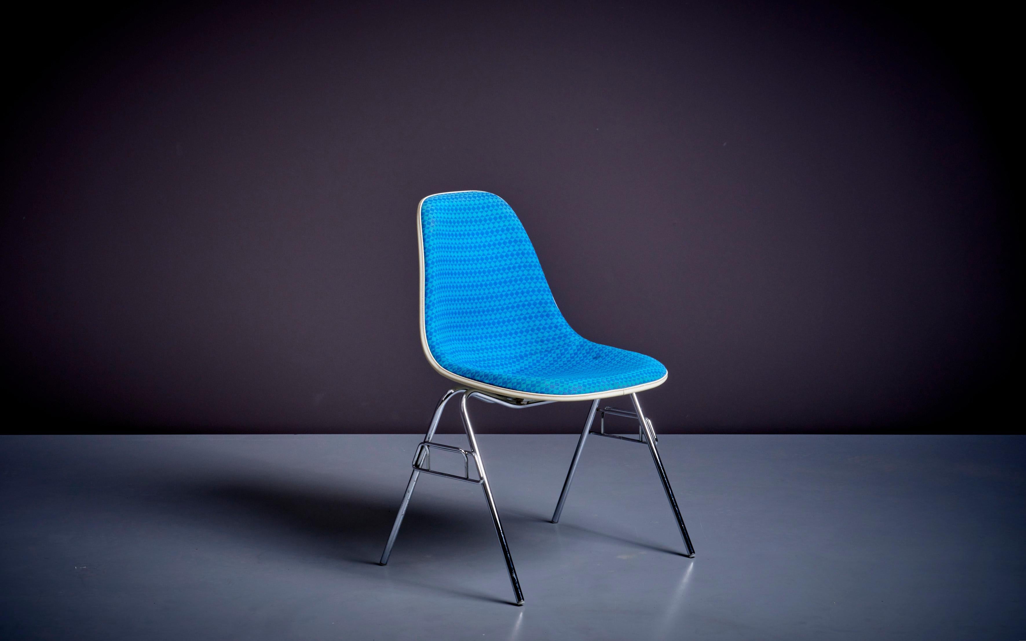 Mid-Century Modern Ensemble de 6 chaises d'appoint Ray & Charles Eames en Alexander Girard pour Herman Miller en vente