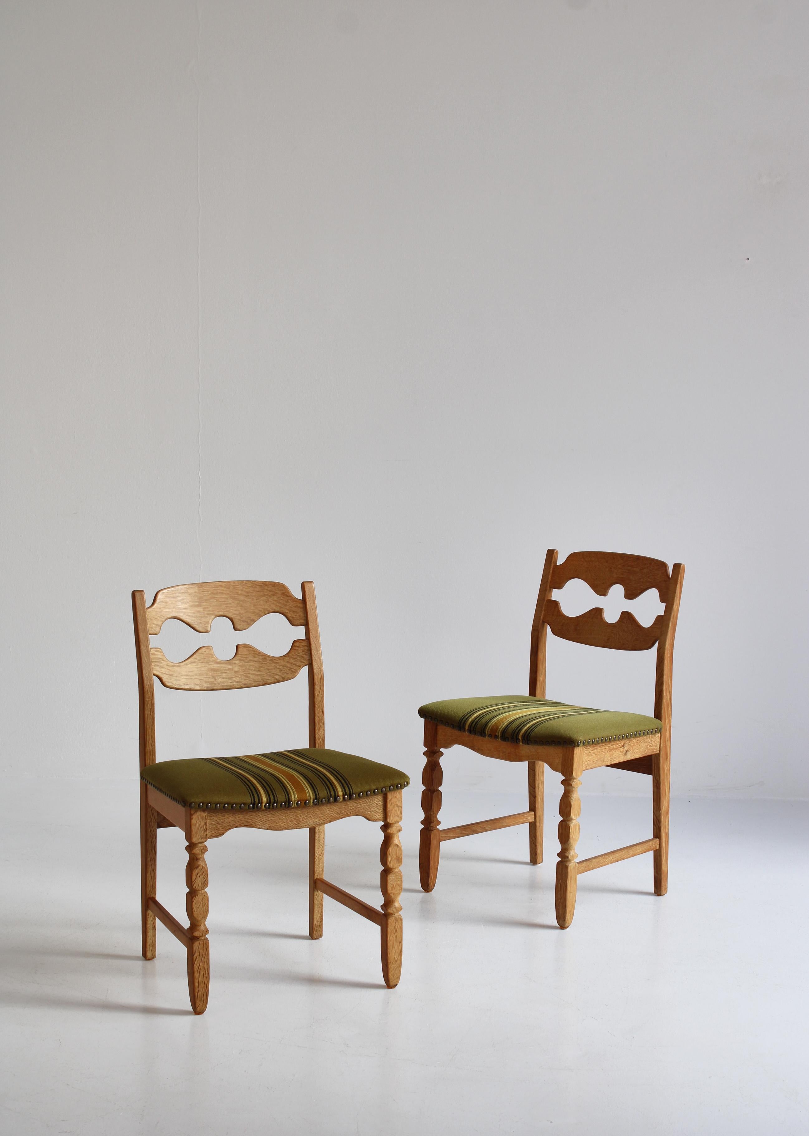 Set of 6 Razor Blade Dining Chairs in Quartersawn Oak by Henry Kjærnulf, Denmark 9
