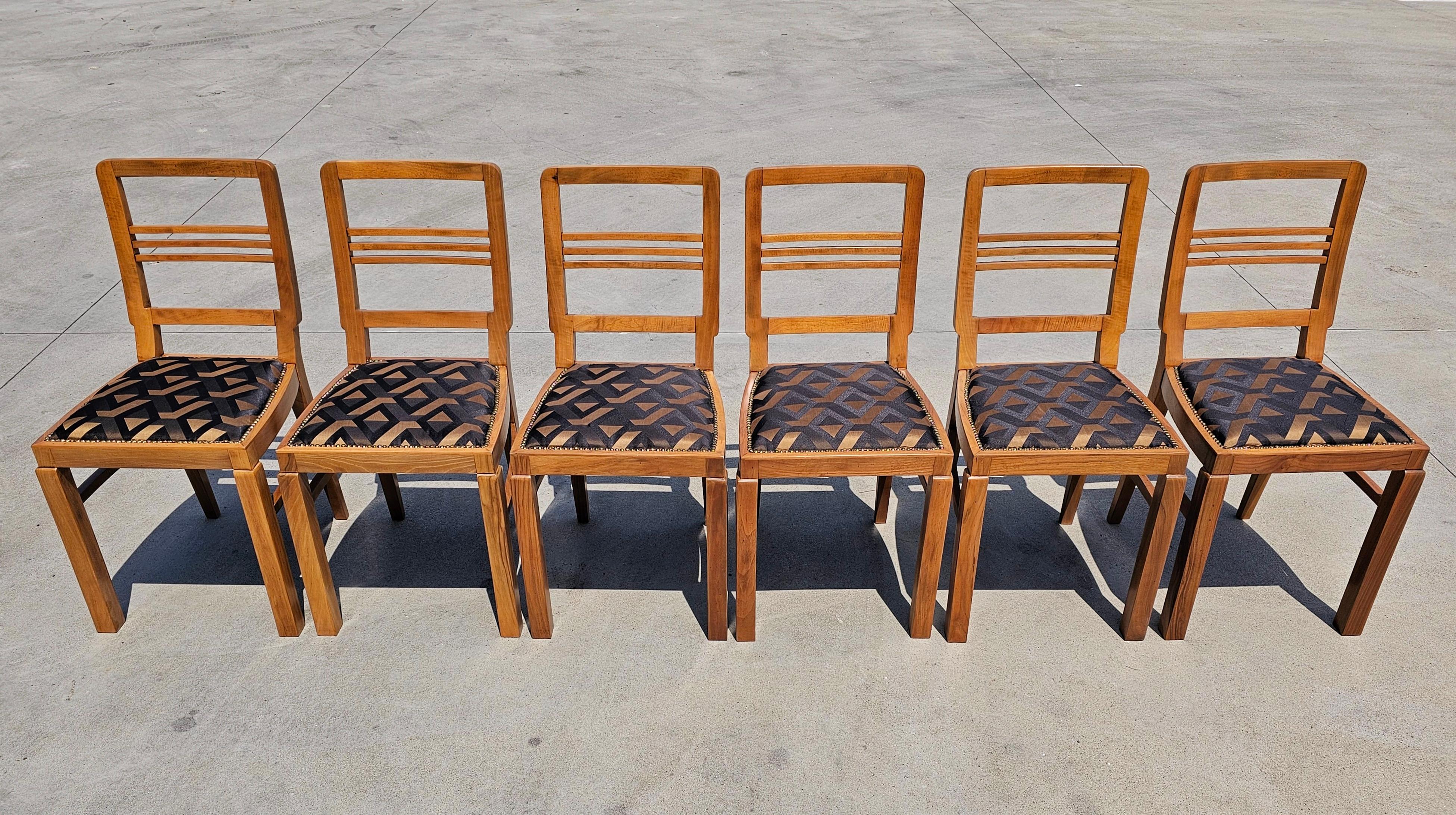 Set of 6 Refurbished and Reupholstered Art Deco Dining Chairs, Austria 1930s In Good Condition In Beograd, RS