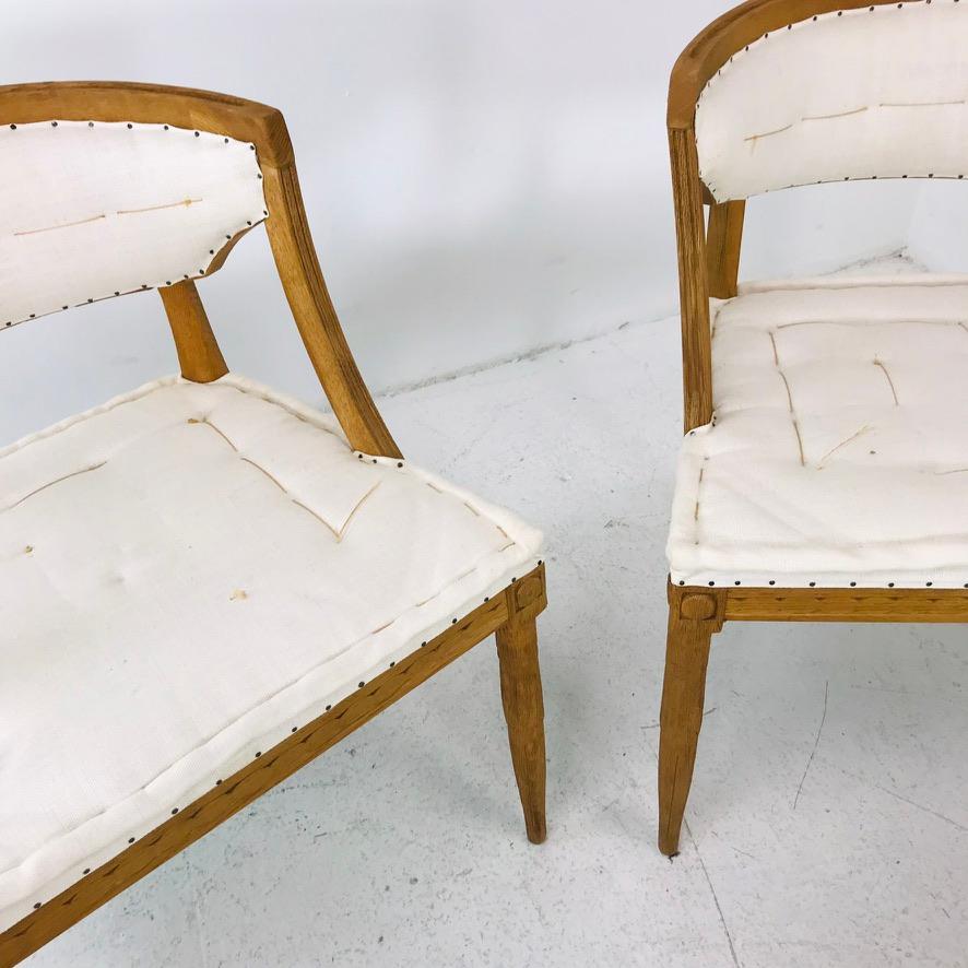 Set of 6 Restoration Hardware Gustavian Dining Chairs In Good Condition In Dallas, TX