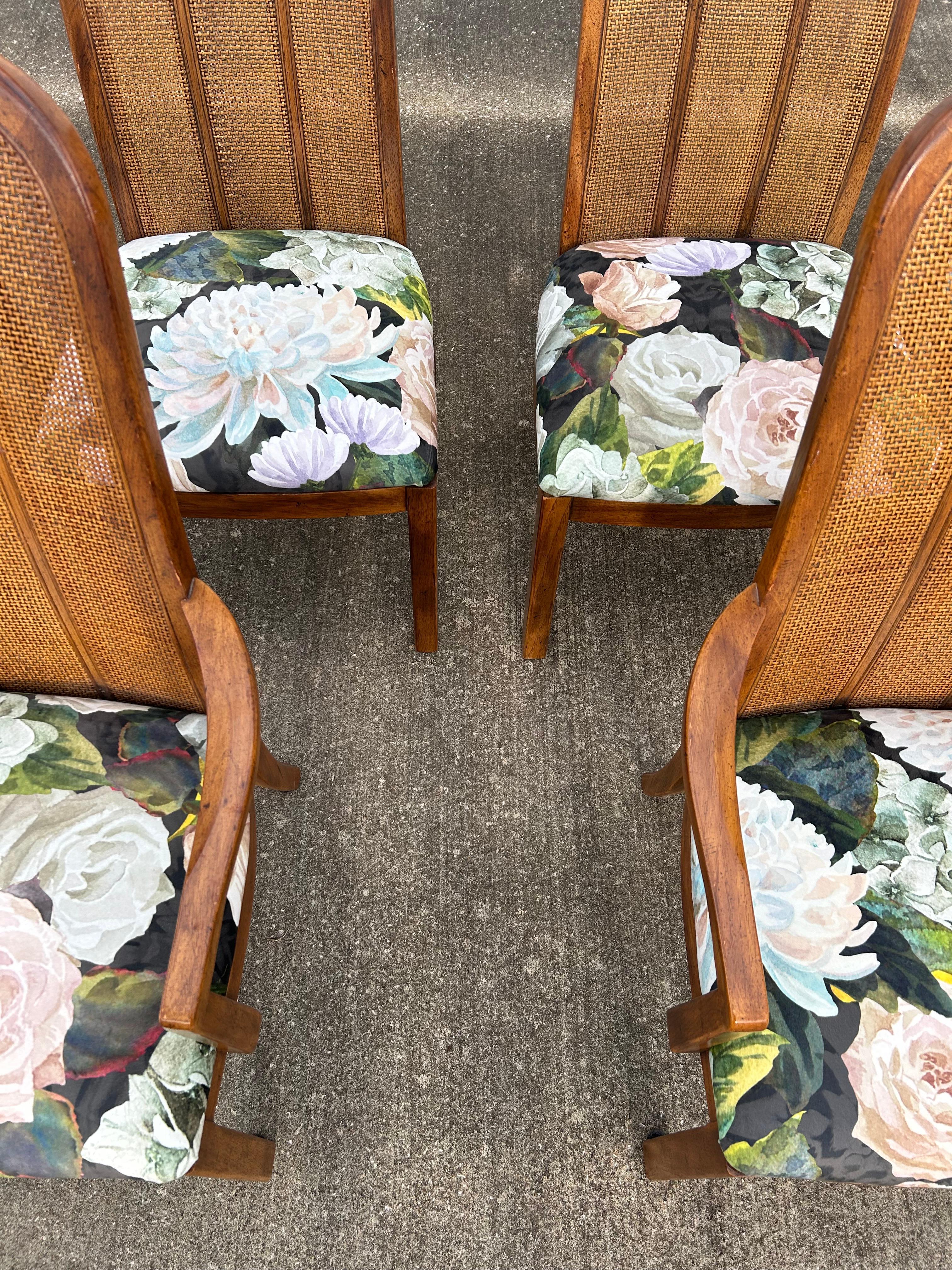 Mid-20th Century Set of 6 Reupholstered Drexel Passage Dining Chairs For Sale