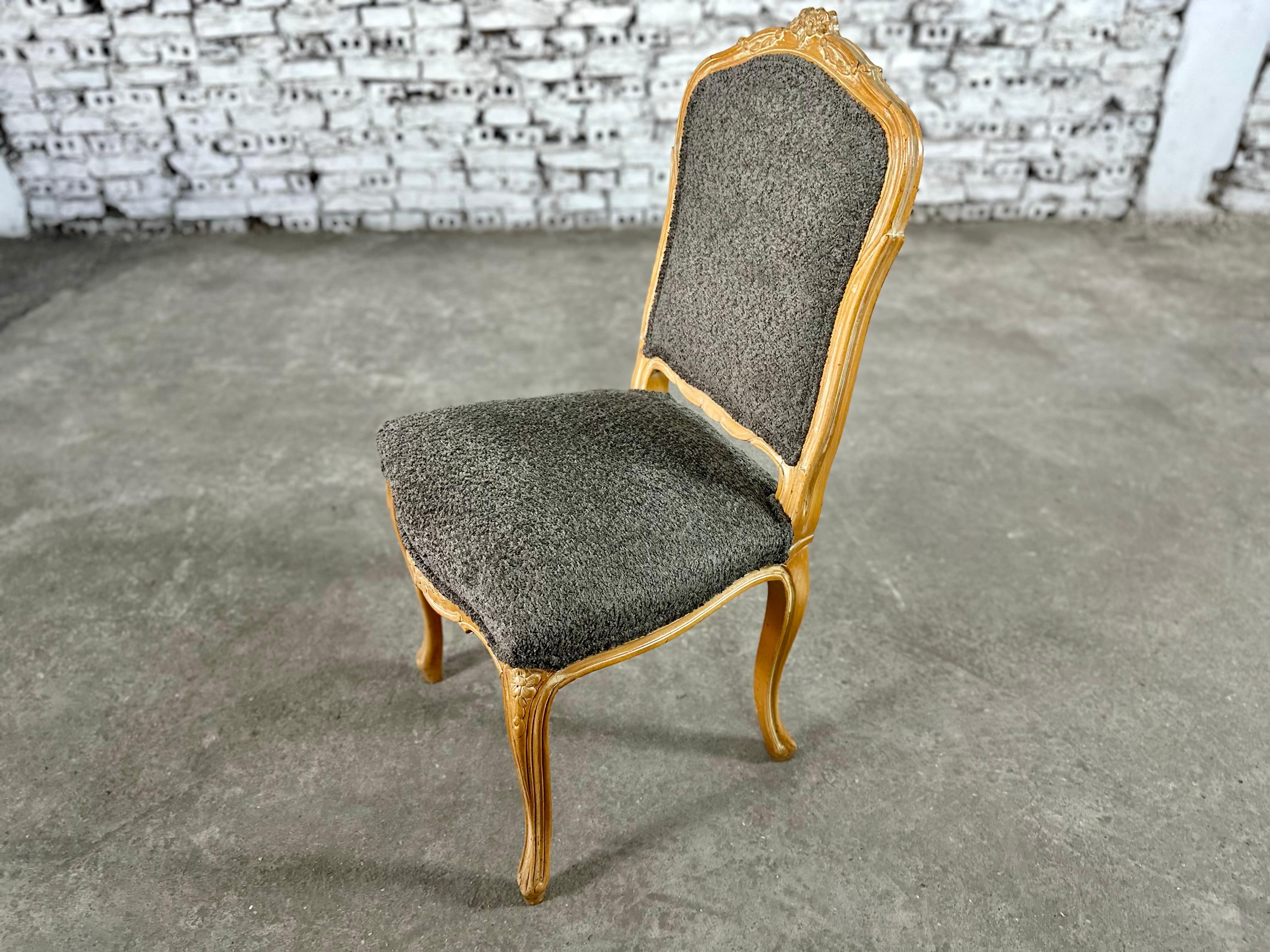 Set of 6 Reupholstered French Louis XV Dining Chairs 3