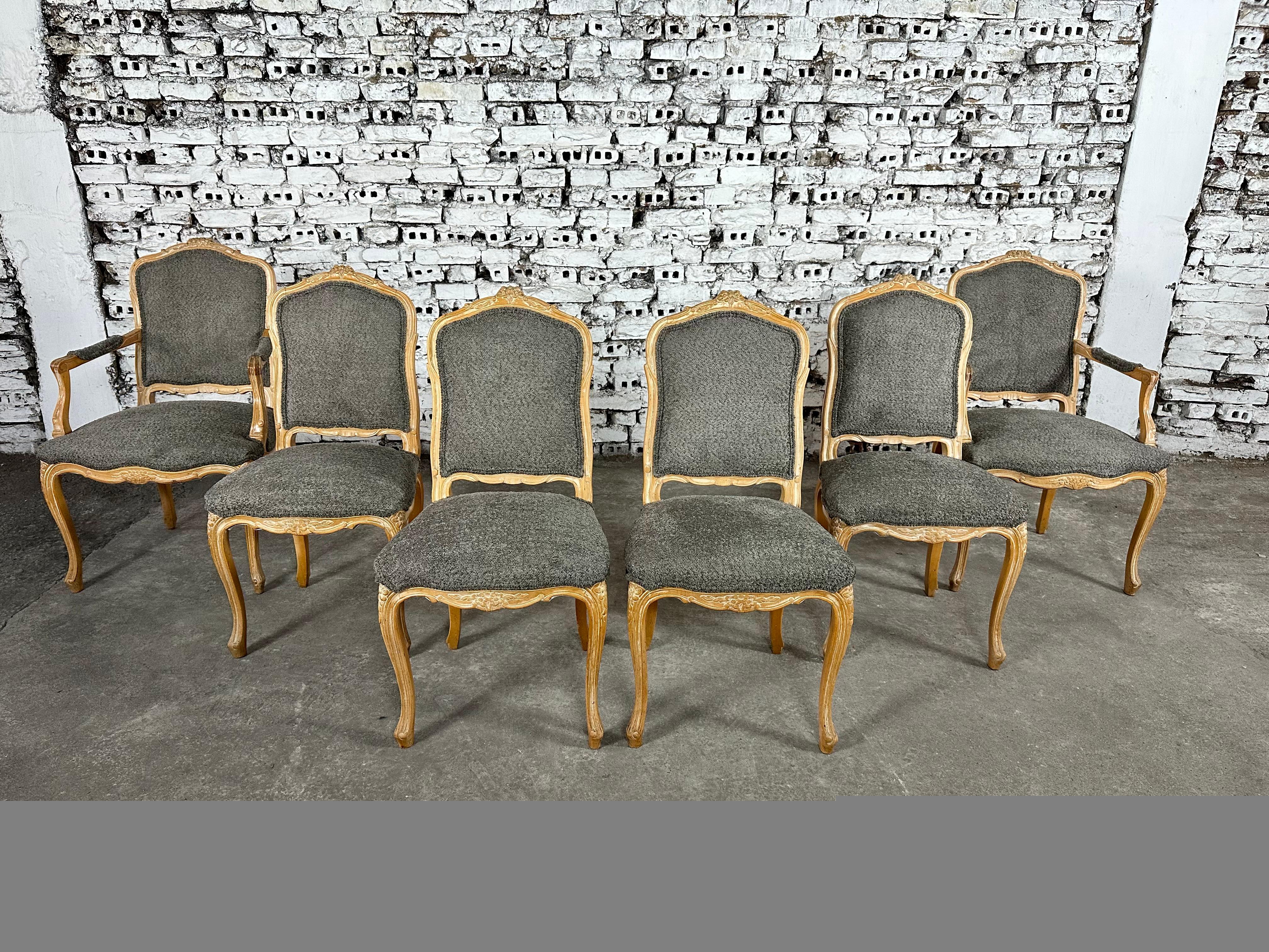 Set of 6 Reupholstered French Louis XV Dining Chairs 4