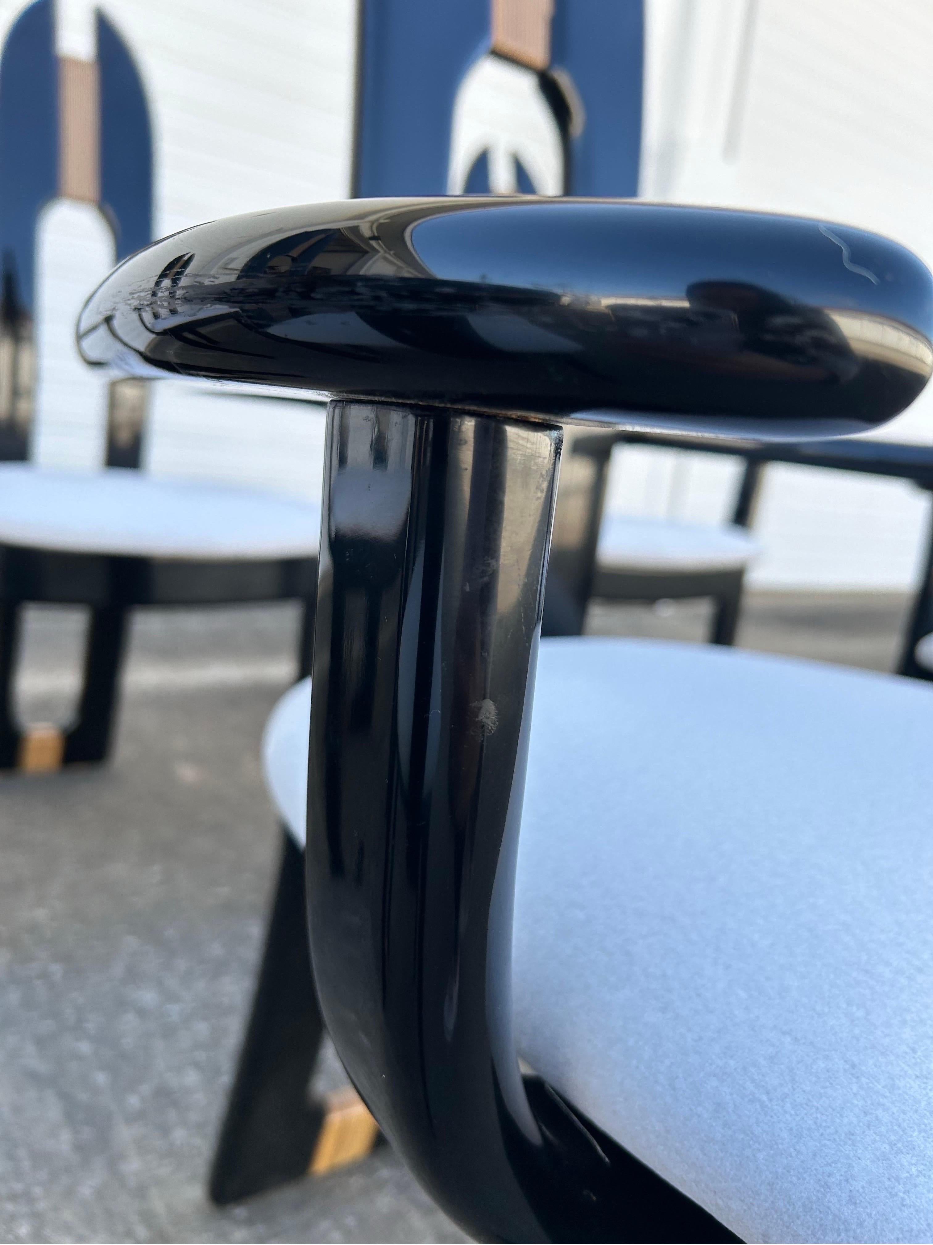 Ensemble de 6 fauteuils de salle à manger italiens d'Avant Garde, retapissés en vente 11