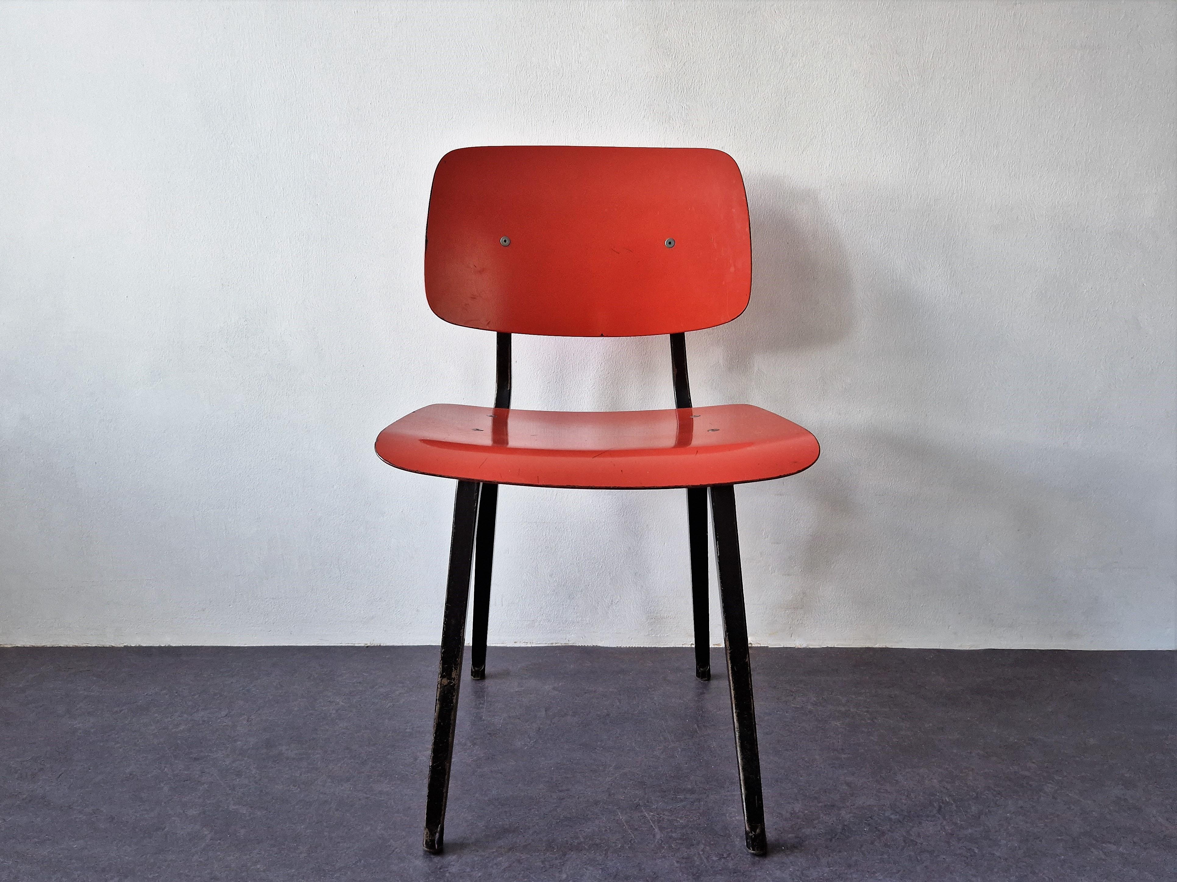 Mid-Century Modern Set of 6 Revolt Chairs by Friso Kramer for Ahrend de Cirkel, Netherlands, 1956 For Sale