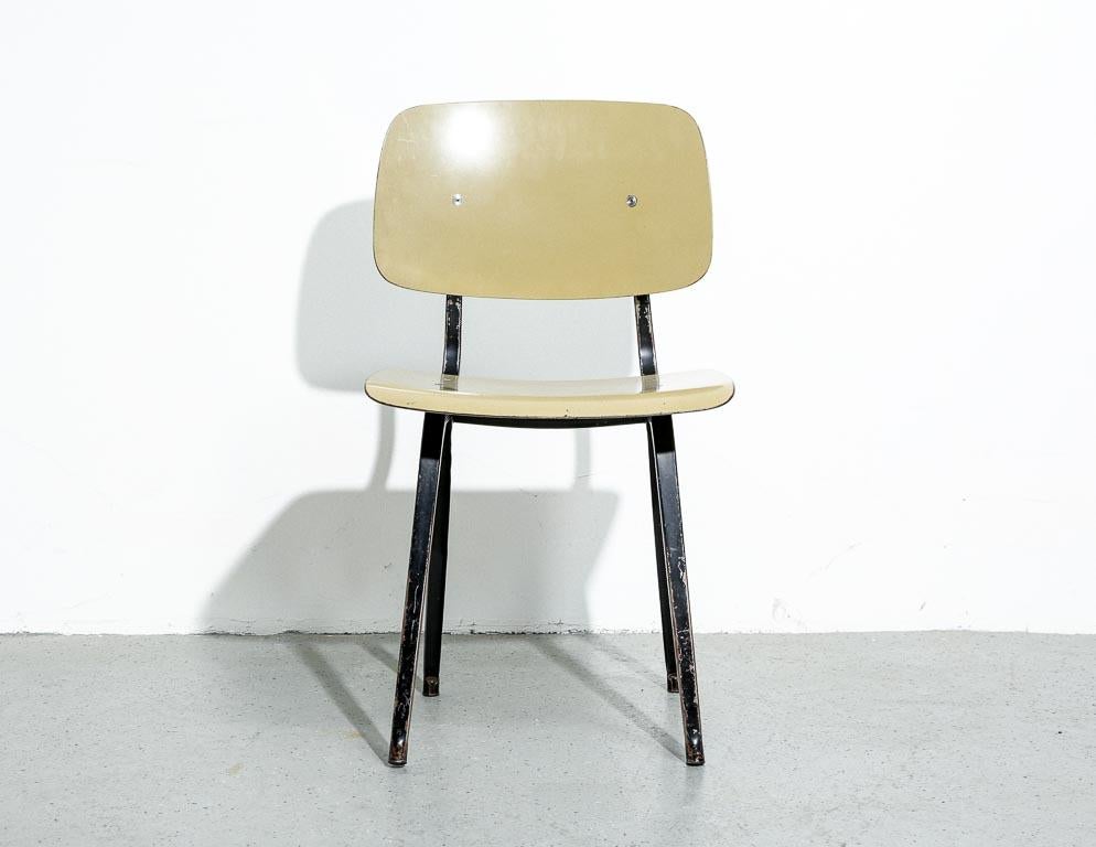 Mid-Century Modern Set of 6 'Revolt' Dining Chairs by Friso Kramer for Ahrend de Cirkel
