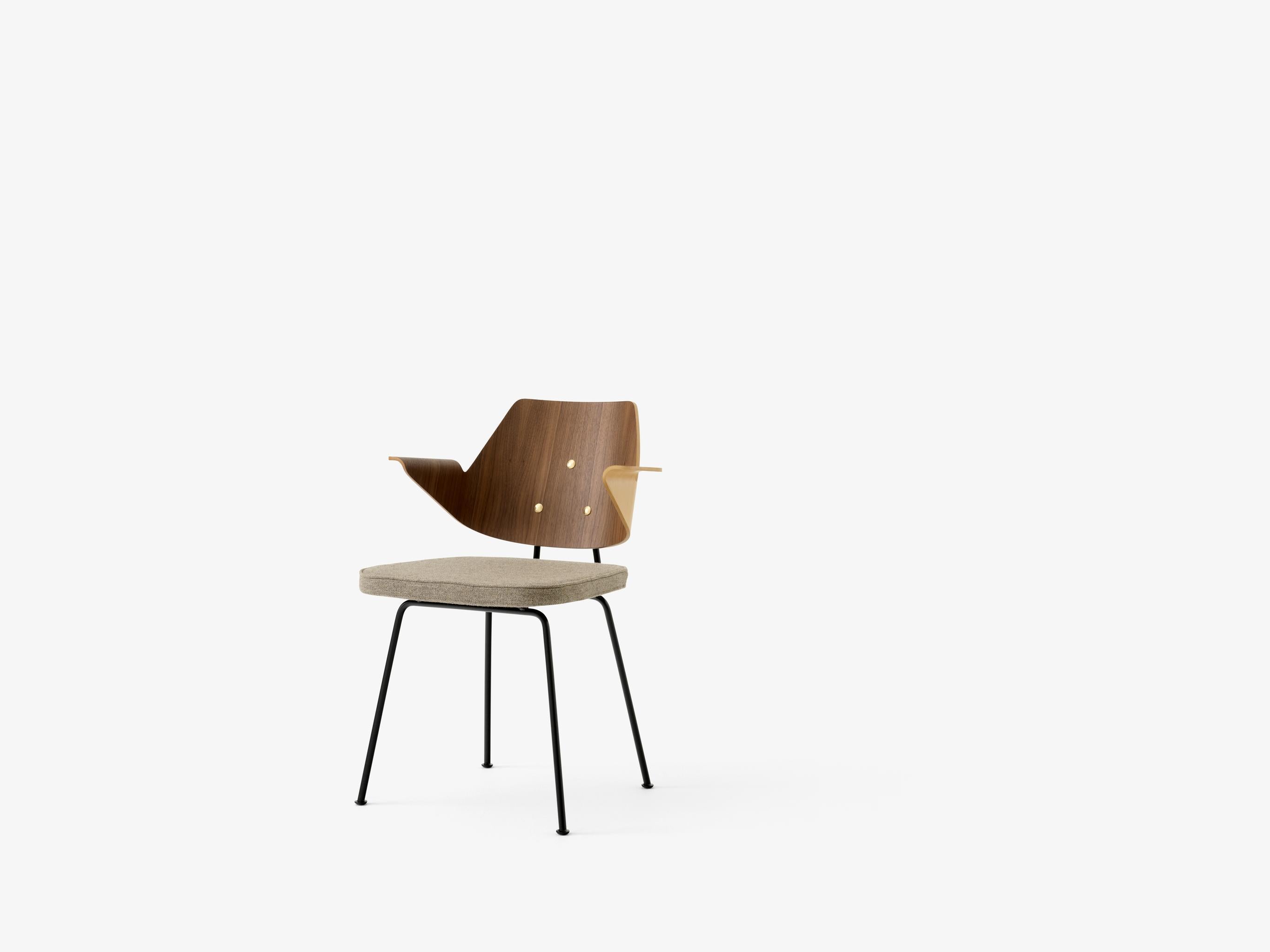 Mid-Century moderno Set di 6 poltrone RFH in noce e beeche/ Hallingdal 227- Robin Day per &Tradition in vendita