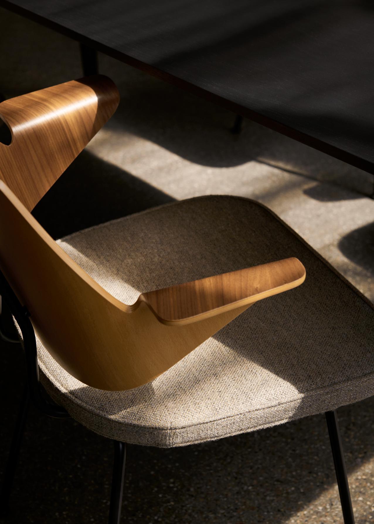 Polacco Set di 6 poltrone RFH in noce e beeche/ Hallingdal 227- Robin Day per &Tradition in vendita