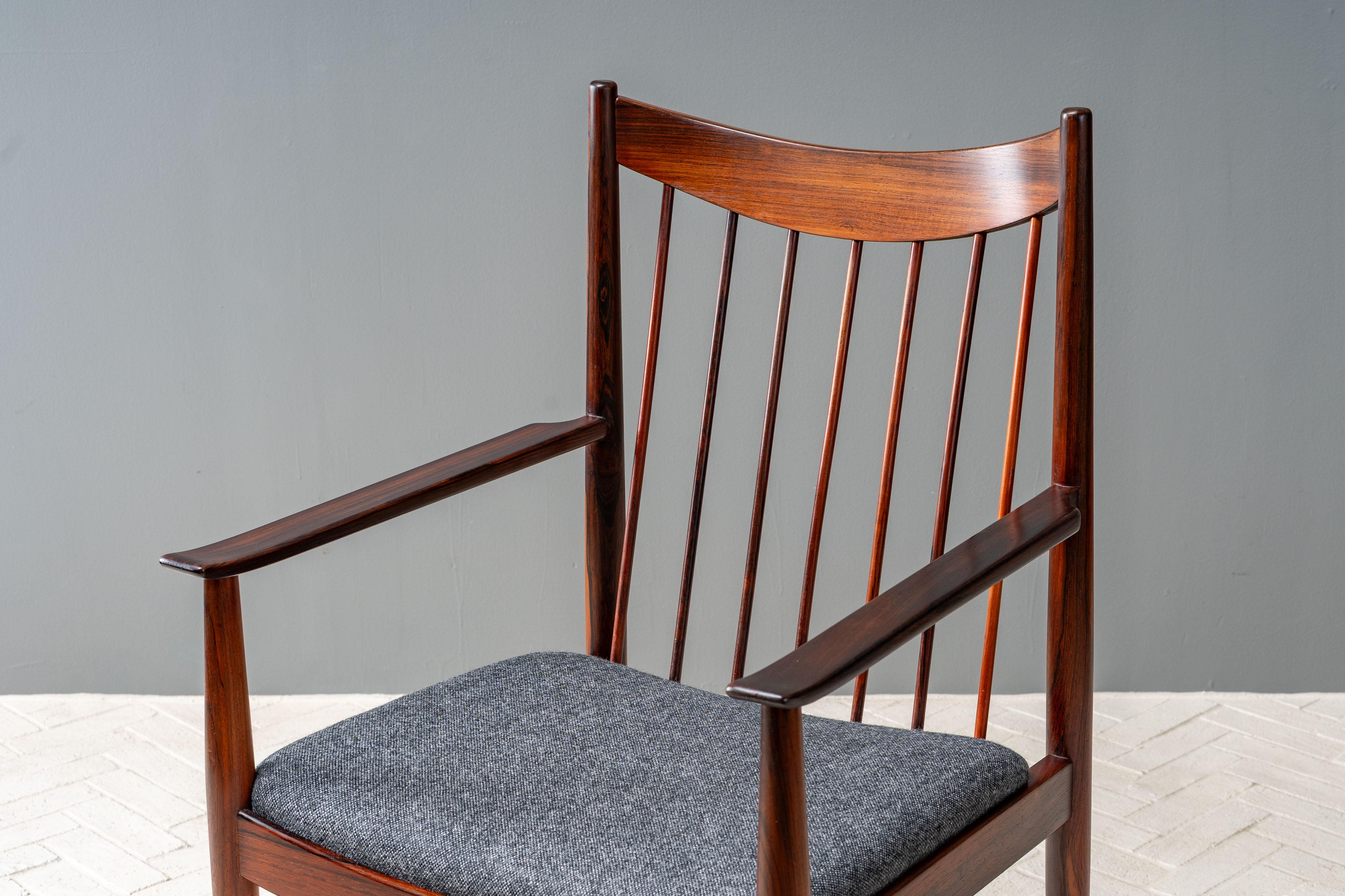 Juego de 6 sillas de comedor de palisandro de Arne Vodder en venta 3