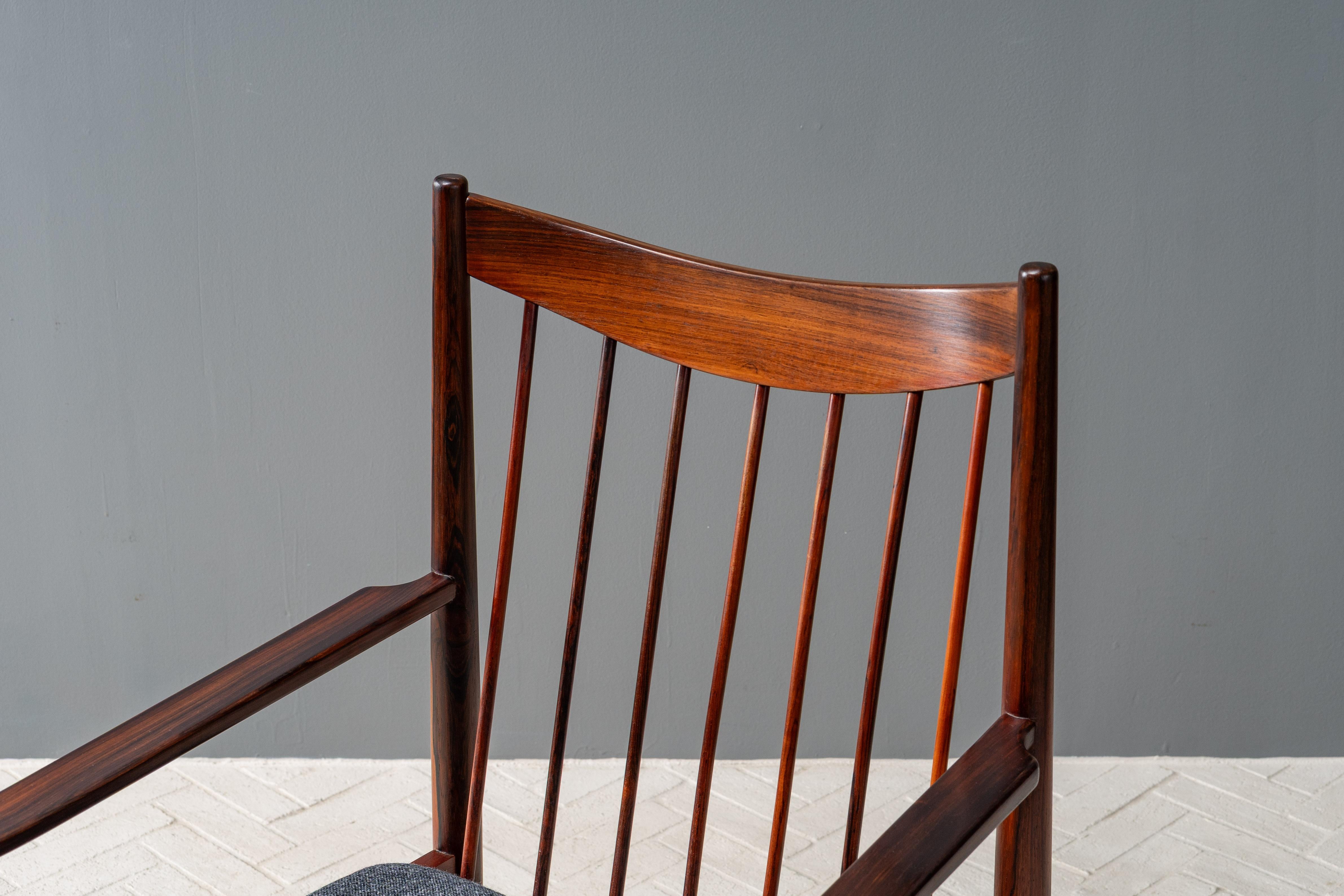 Juego de 6 sillas de comedor de palisandro de Arne Vodder en venta 4
