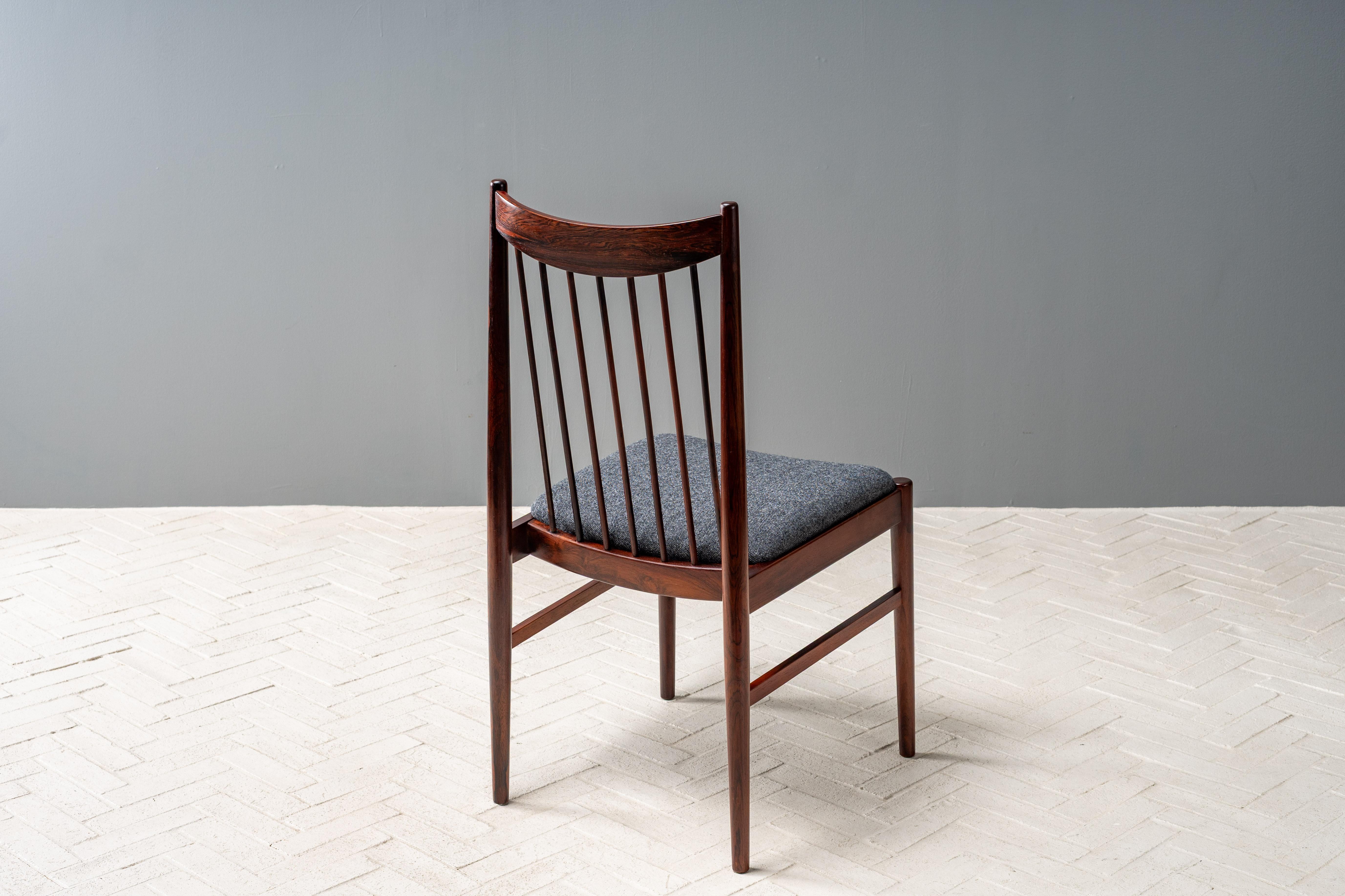 Juego de 6 sillas de comedor de palisandro de Arne Vodder en venta 9