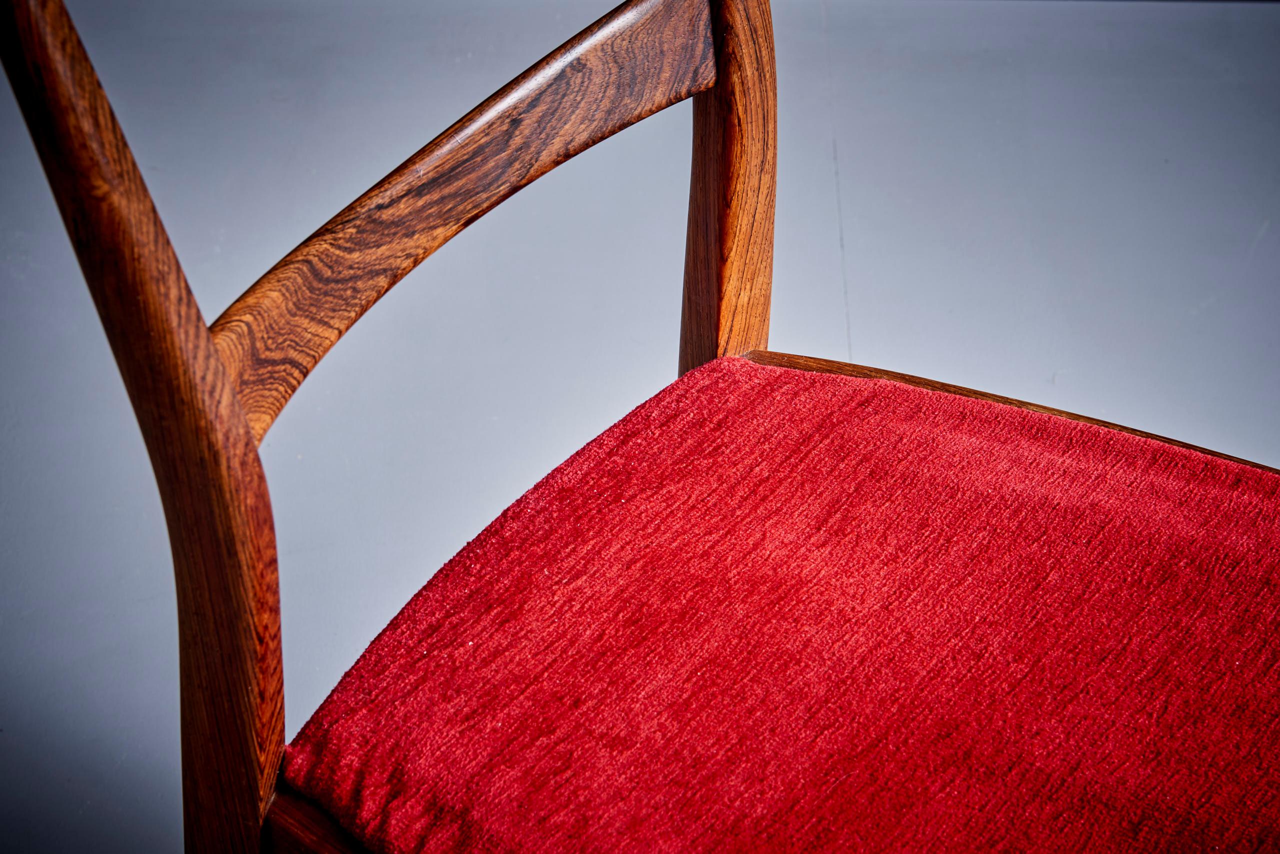 Set of 6 Rosewood Dining Chairs in the manner of Ico Parisi with red upholstery For Sale 4