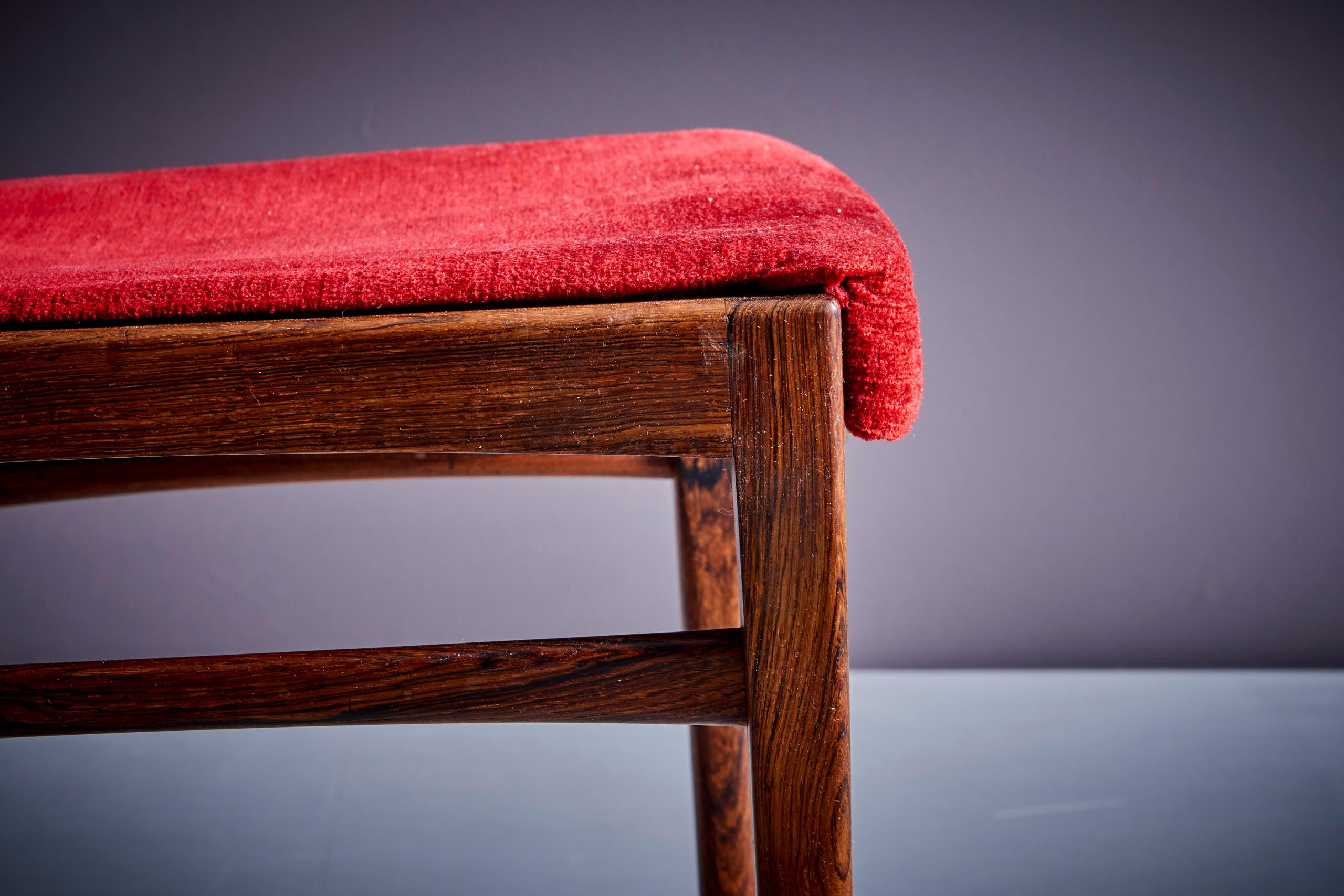 Set of 6 Rosewood Dining Chairs in the manner of Ico Parisi with red upholstery For Sale 7