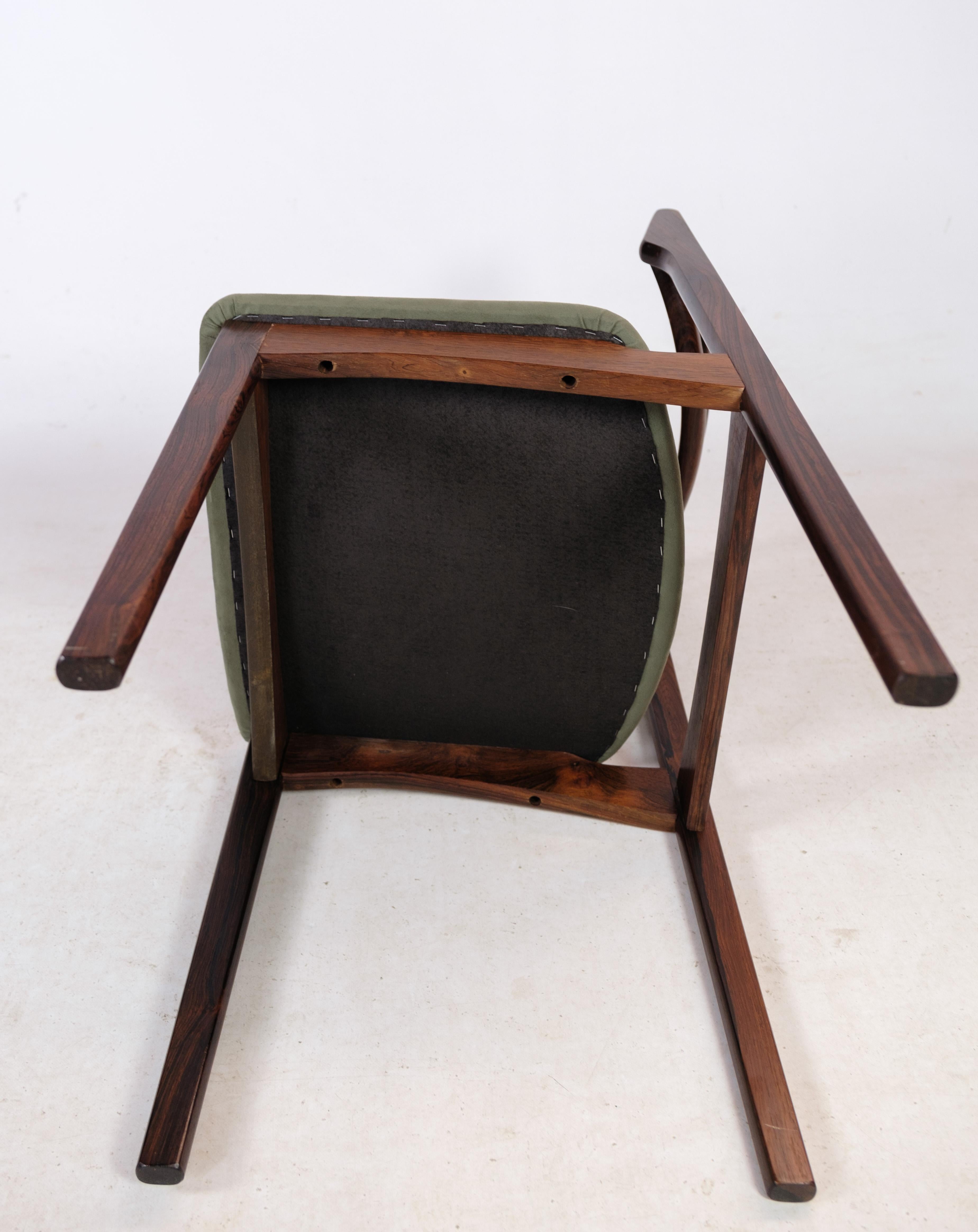 Set di 6 sedie da pranzo in legno di palissandro e tessuto verde degli anni '60 in vendita 3