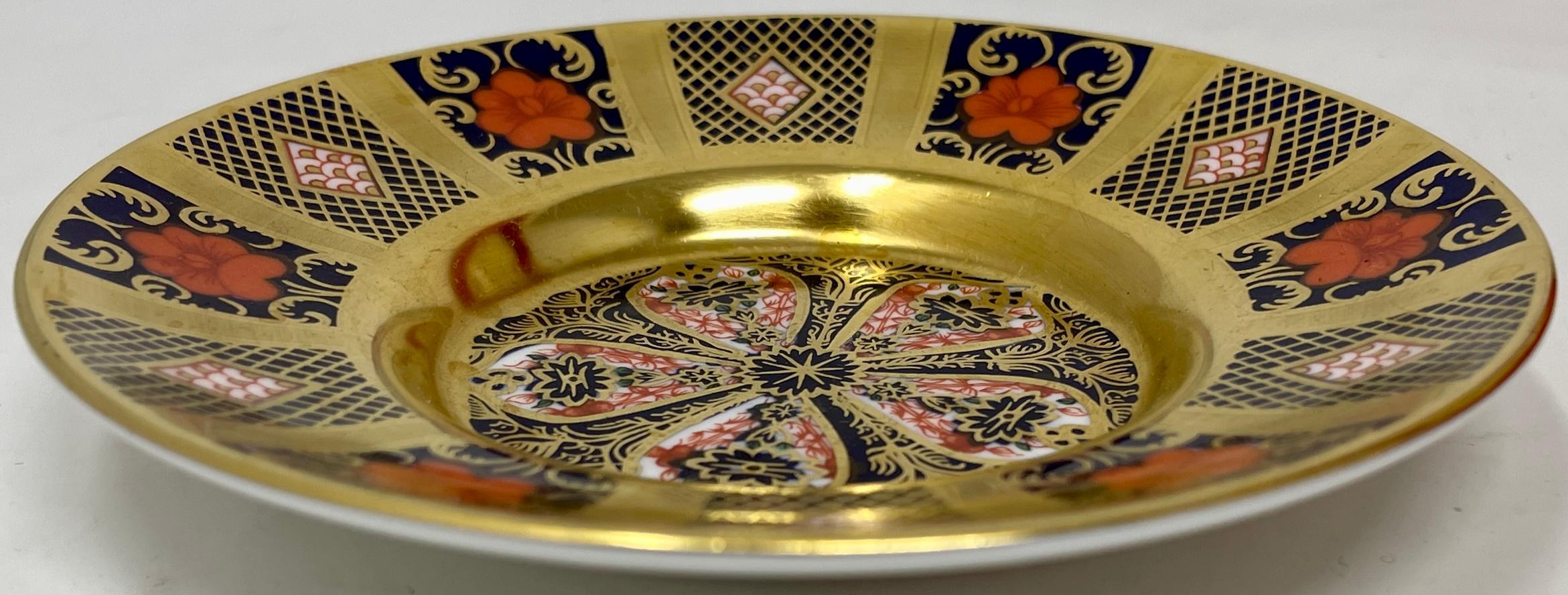 Set of 6 Estate English Royal Crown Derby Porcelain Demitasse Cups and Saucers. For Sale 4