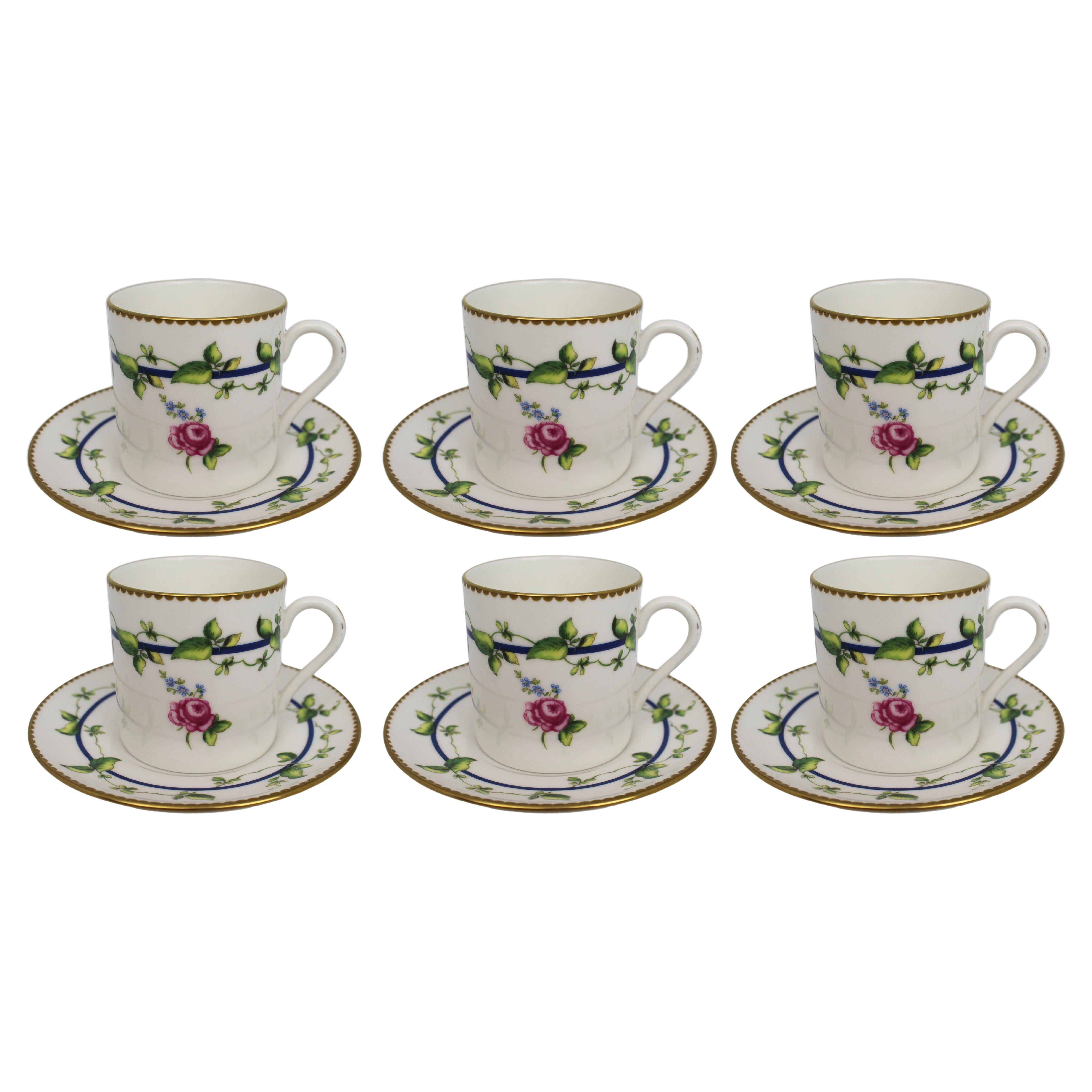 Satz von 6 Royal Worcester Demitasse-Kaffeekannen und Untertassen, Blumengirlande-Muster im Angebot