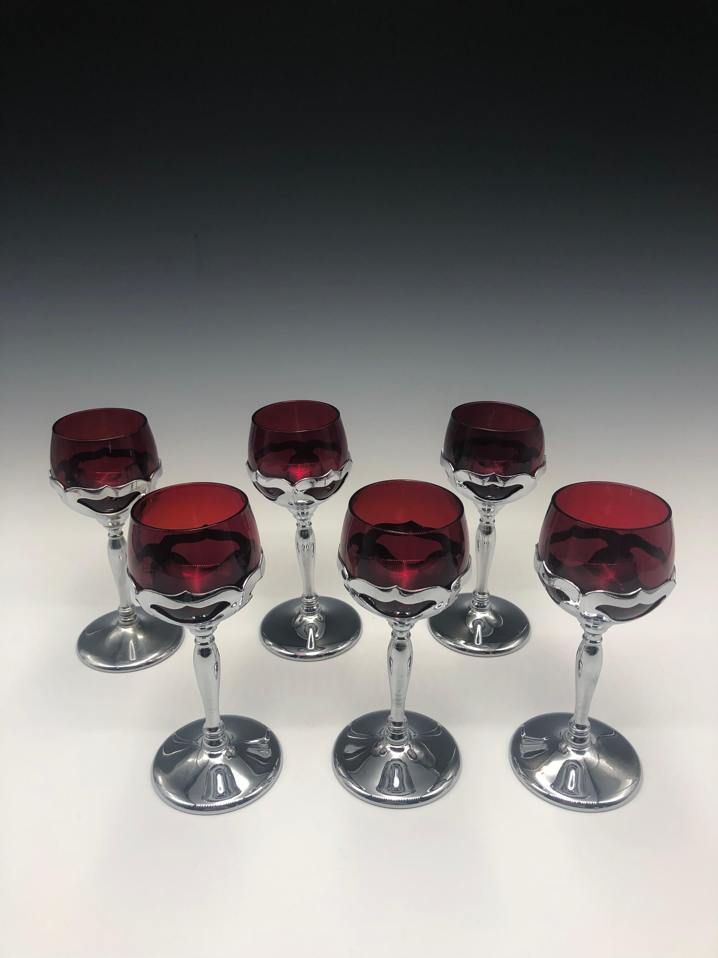 Art déco Ensemble de 6 Farber Bros Krome Kraft rouge rubis 6 po.  Stem / Verres à cordial en vente