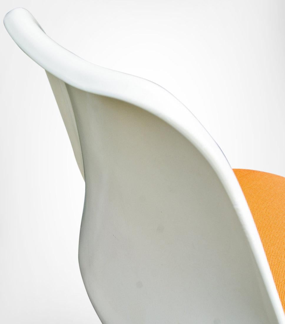 Metal Set of 6 Rudi Bonzanini Fibreglass Tulip Dining Chairs