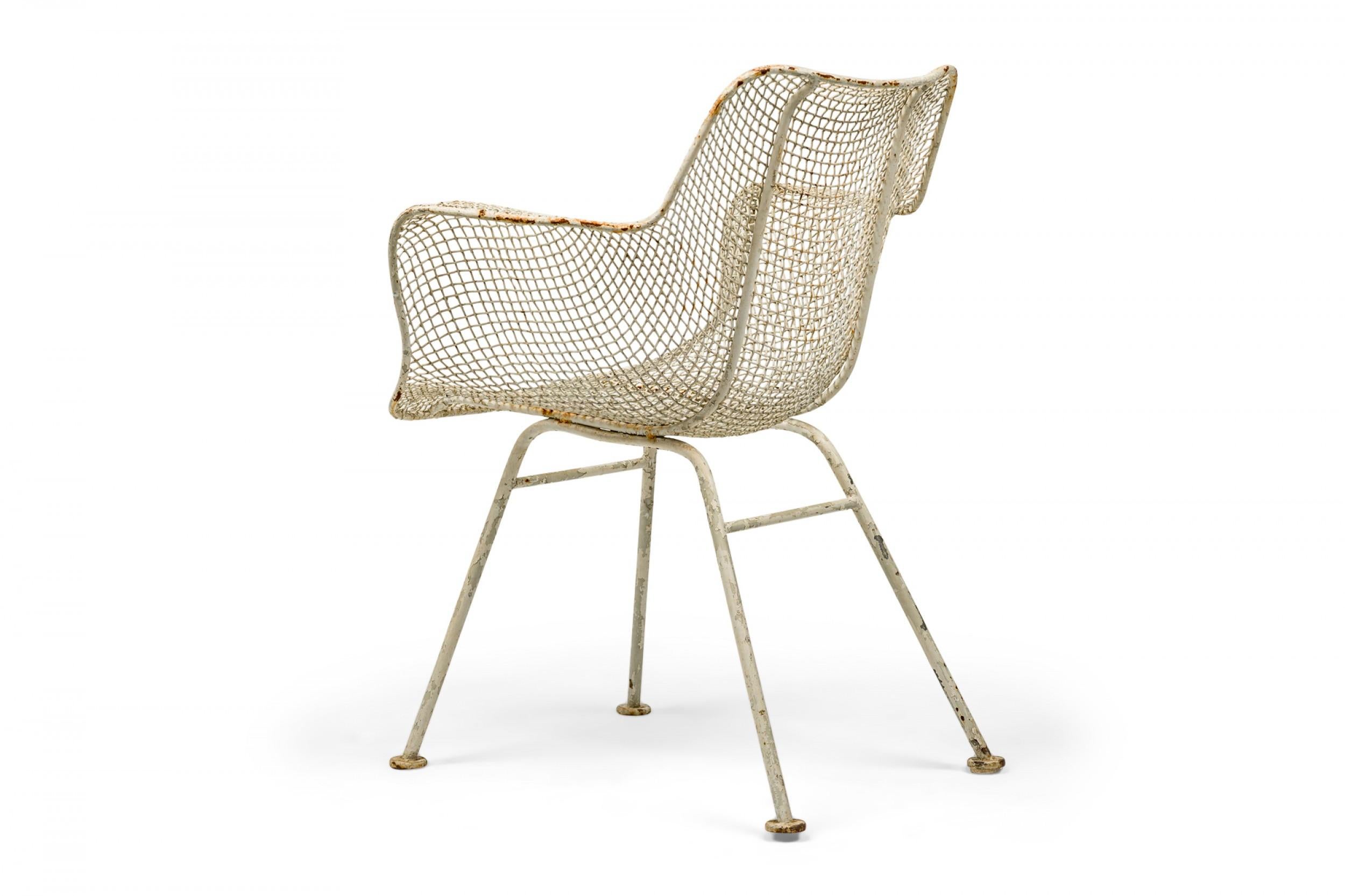 Ensemble de 6 chaises de salle à manger Sculptura en métal Russell Woodard, 2 avec bras, 4 côtés Bon état - En vente à Queens, NY