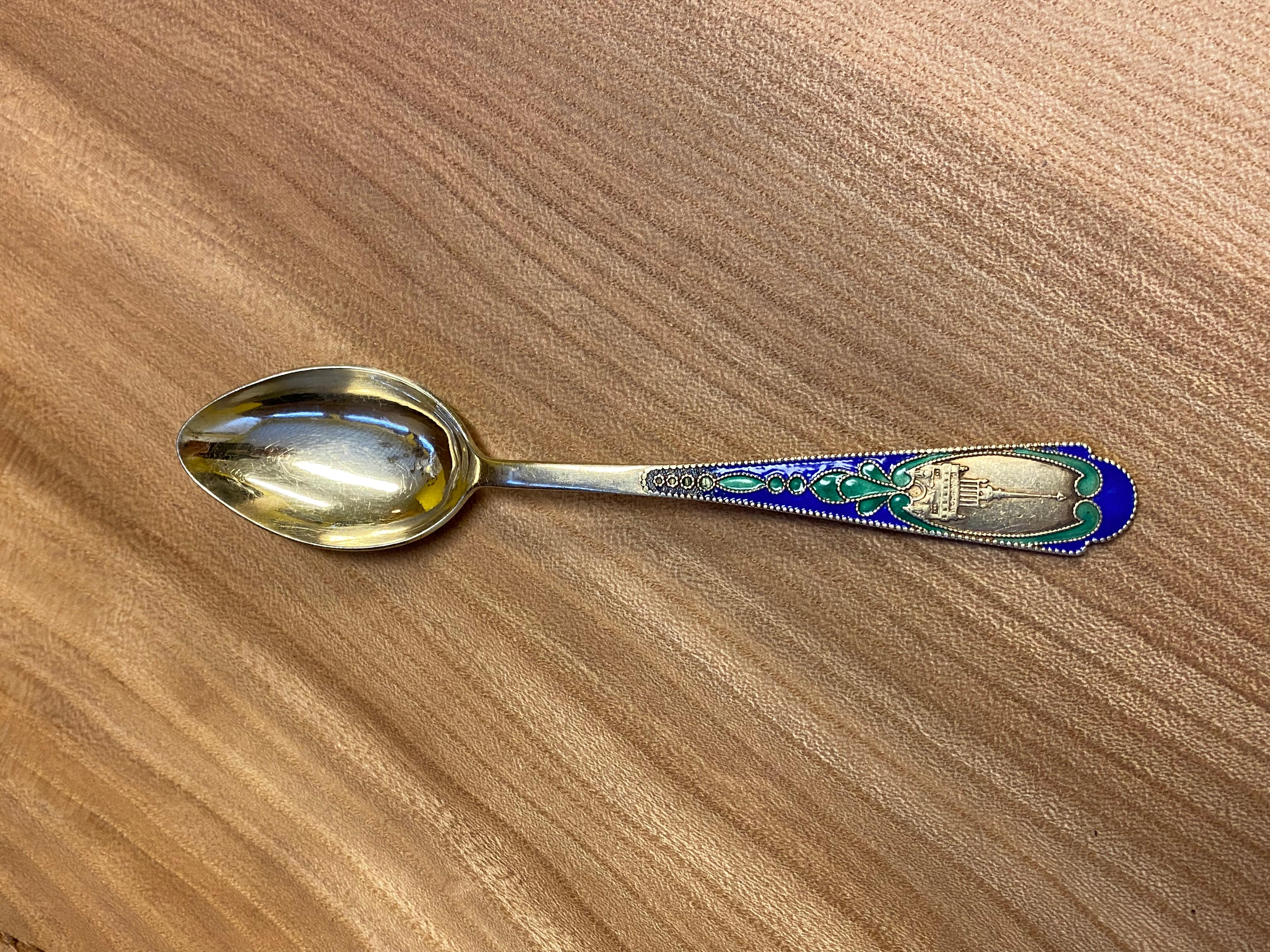 Set of 6 Russian Enamel Spoons Fine and Rare Soviet Silver Spoons In Good Condition For Sale In Orimattila, FI