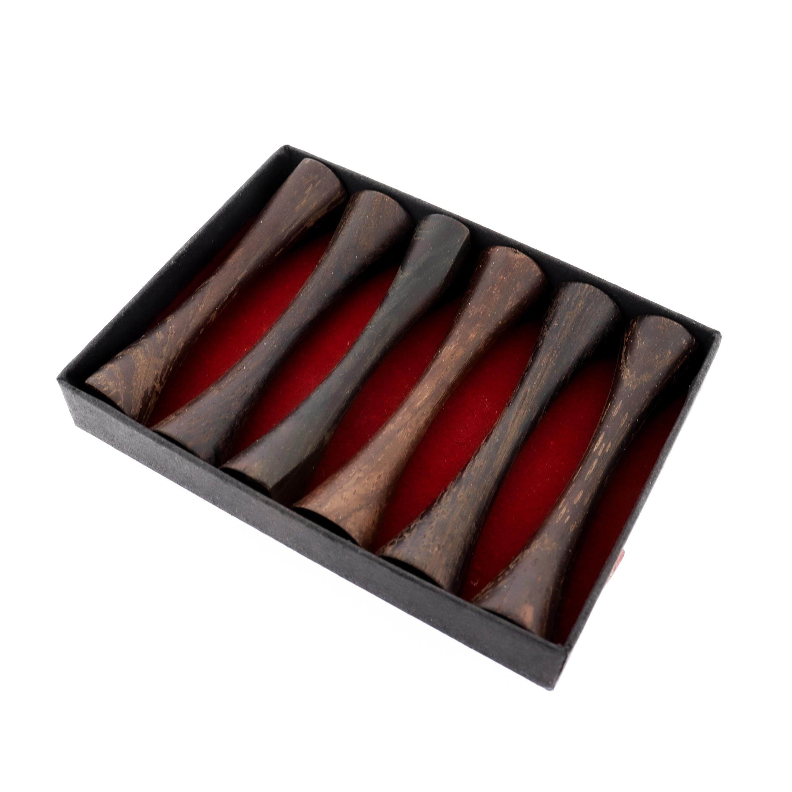 Set di 6 poggiacoltelli in legno tornito SAAP Danish Modern Rosewood di Michael Bloch in vendita 4