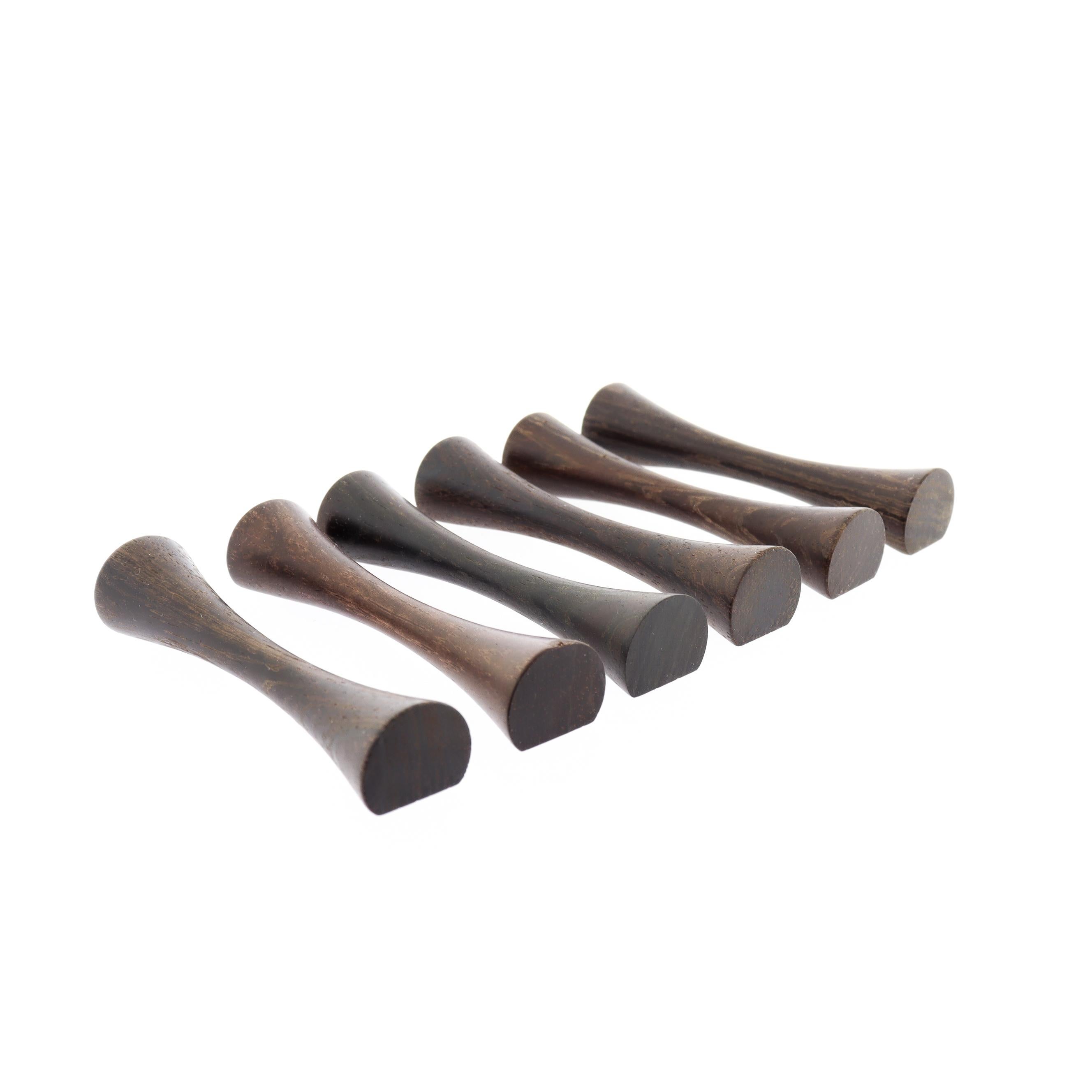 XX secolo Set di 6 poggiacoltelli in legno tornito SAAP Danish Modern Rosewood di Michael Bloch in vendita