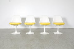 Juego de 6 sillas de comedor o de cóctel estilo Saarinen con base de pedestal by Pastoe