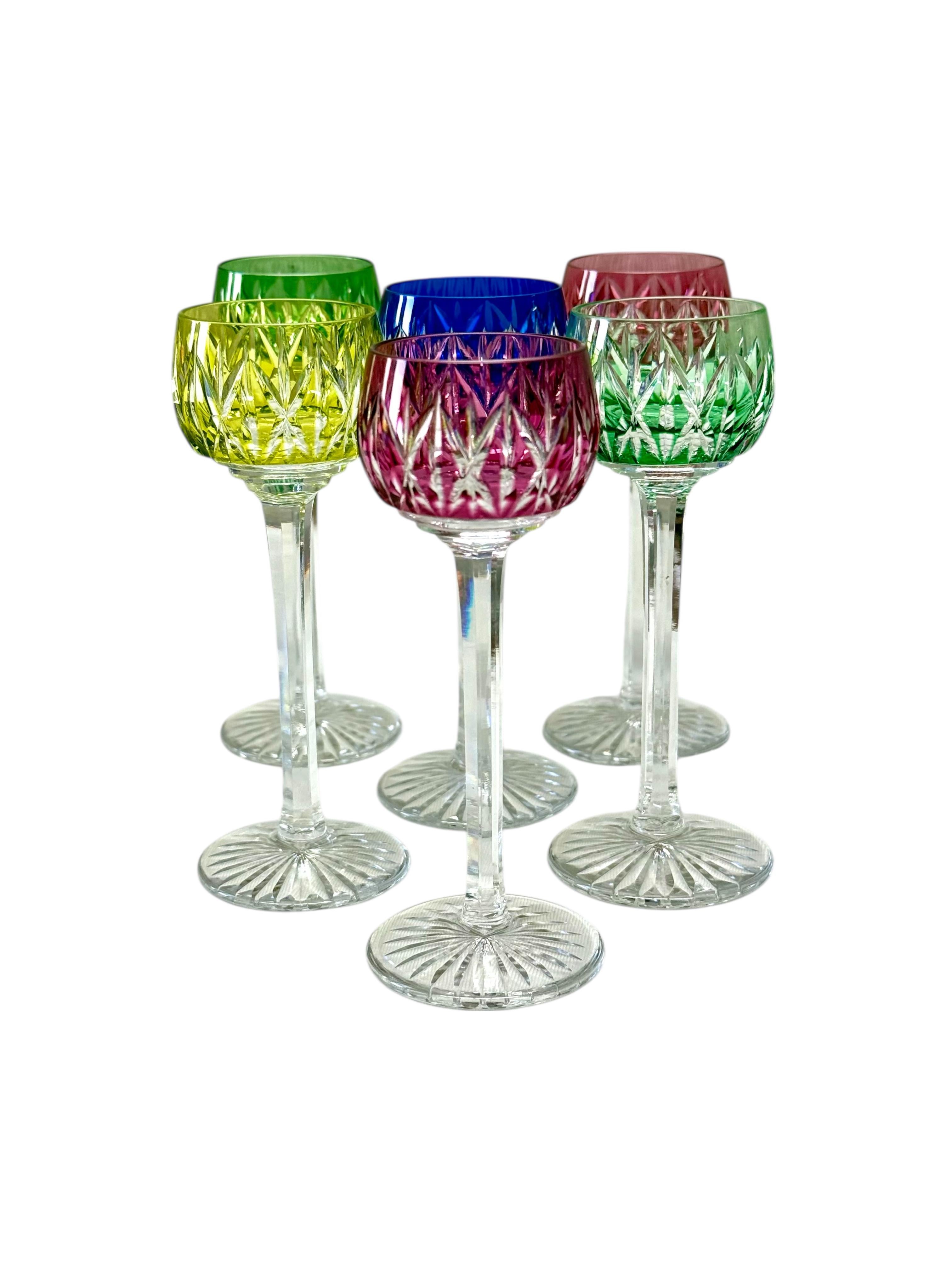 Set di 6 bicchieri da liquore in cristallo Saint Louis, Francia, metà del XX secolo in vendita 9