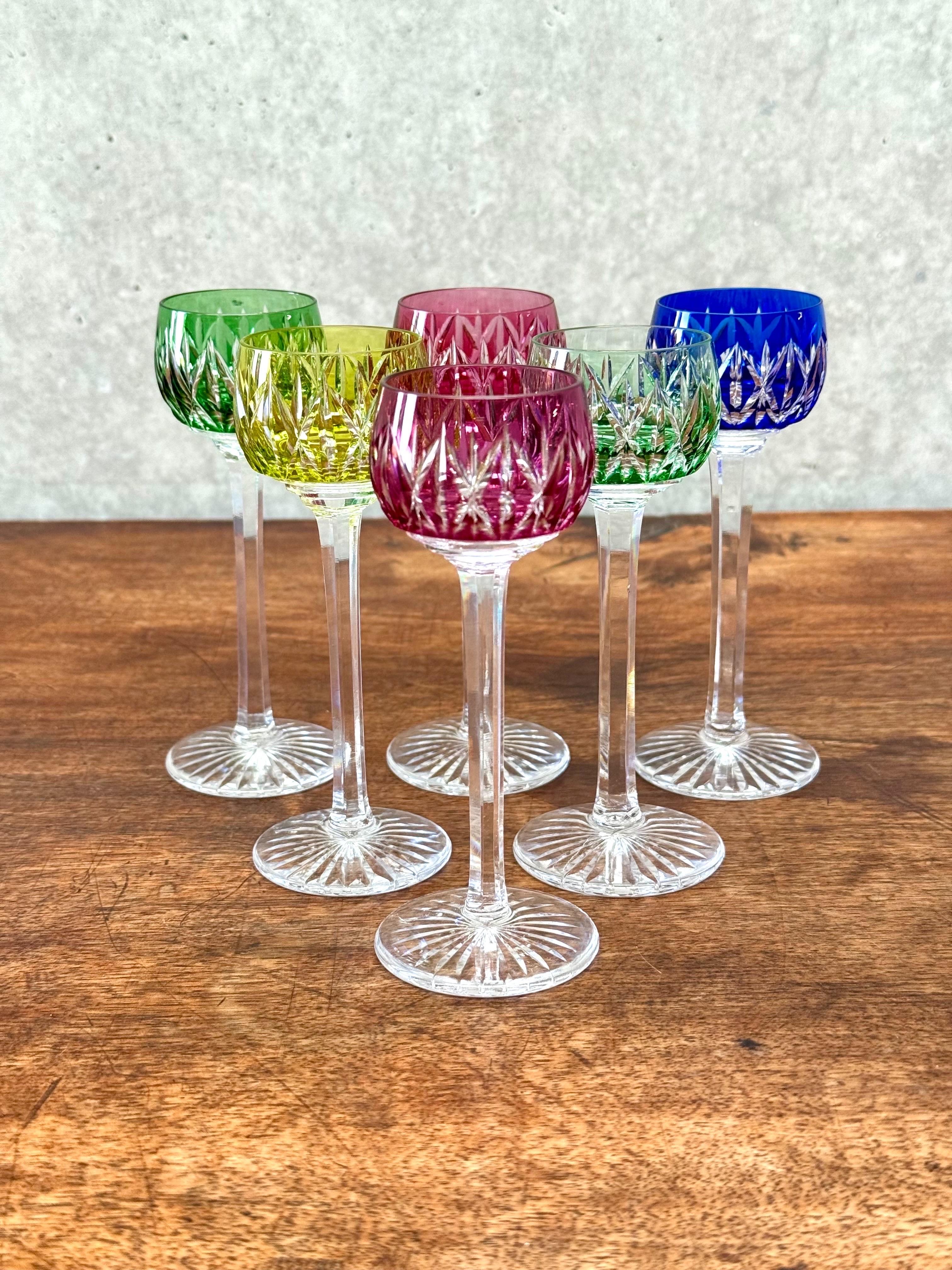 Set di 6 bicchieri da liquore in cristallo Saint Louis, Francia, metà del XX secolo in vendita 1